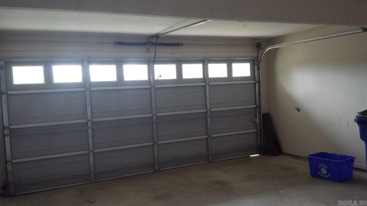 COUNTRY CLUB OF ARK THE - Residential