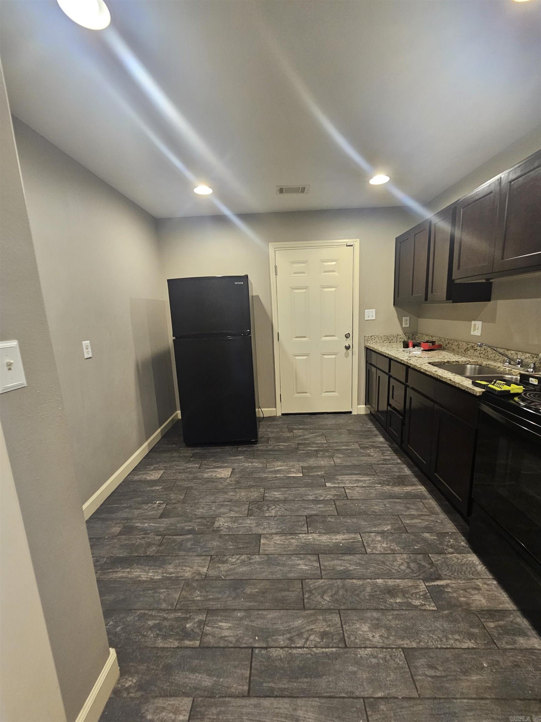 Not in Subdivision - Residential Lease