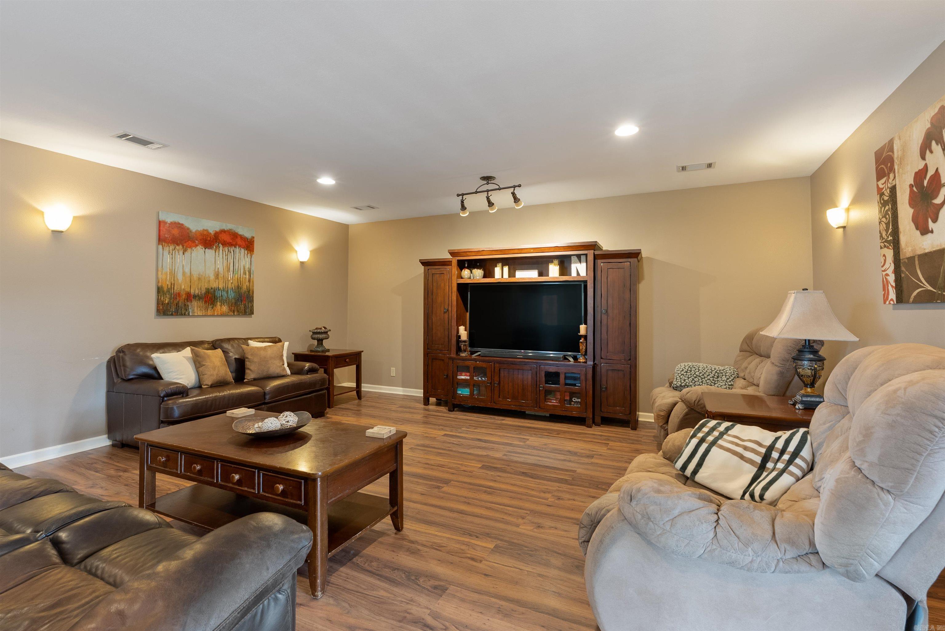 ARKA VALLEY AIR PA - Residential