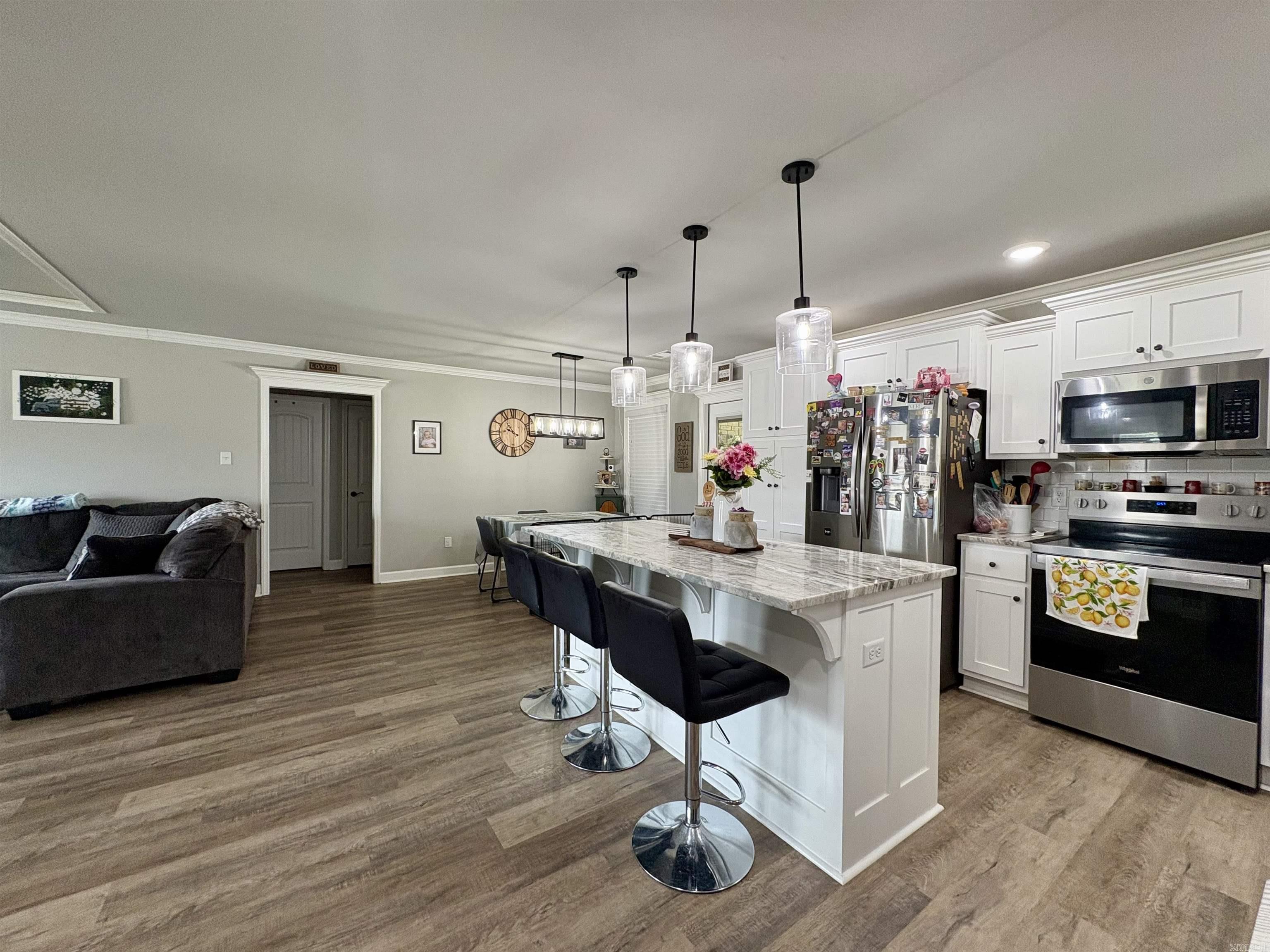 AUTUMN BROOKE - Residential