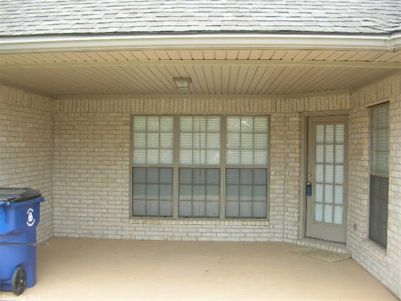 COUNTRY CLUB OF ARK THE - Residential