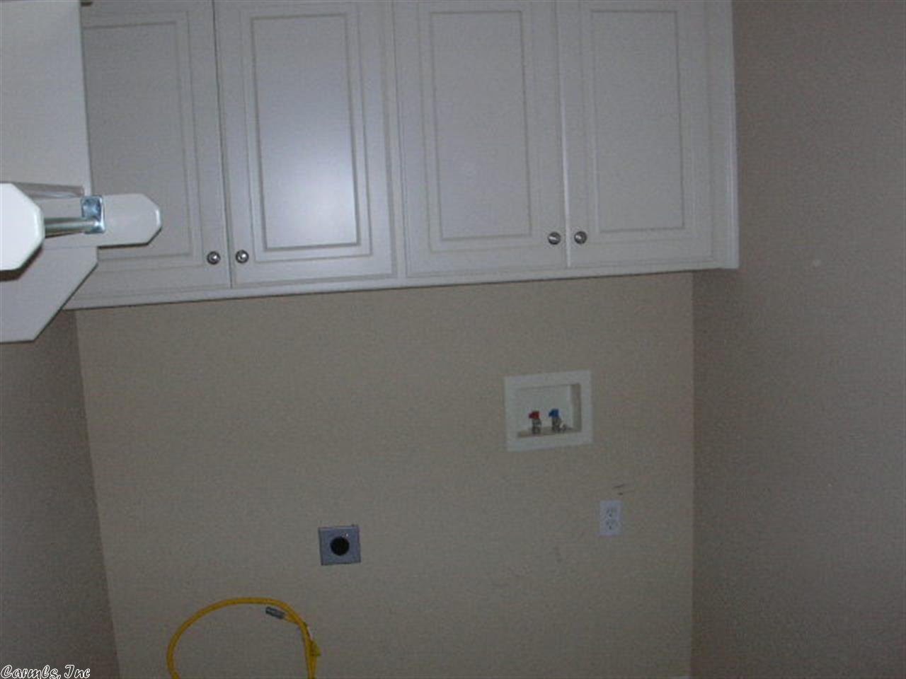 COUNTRY CLUB OF ARK THE - Residential