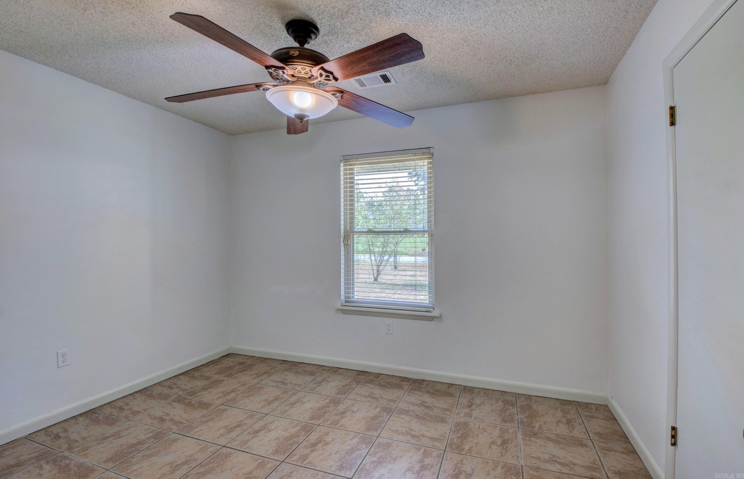 KINGSPARK TO COOK MTN VIL - Residential