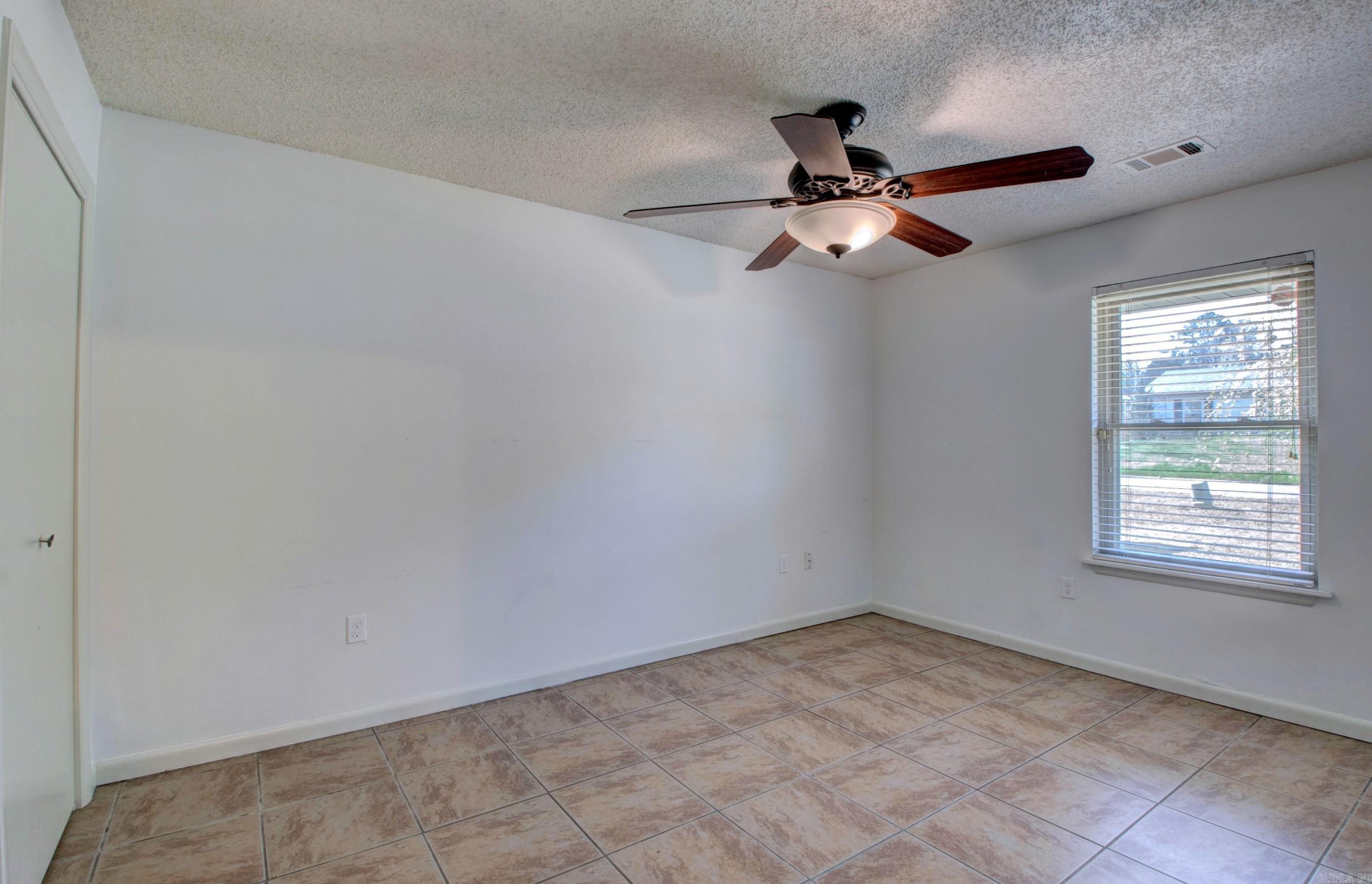 KINGSPARK TO COOK MTN VIL - Residential