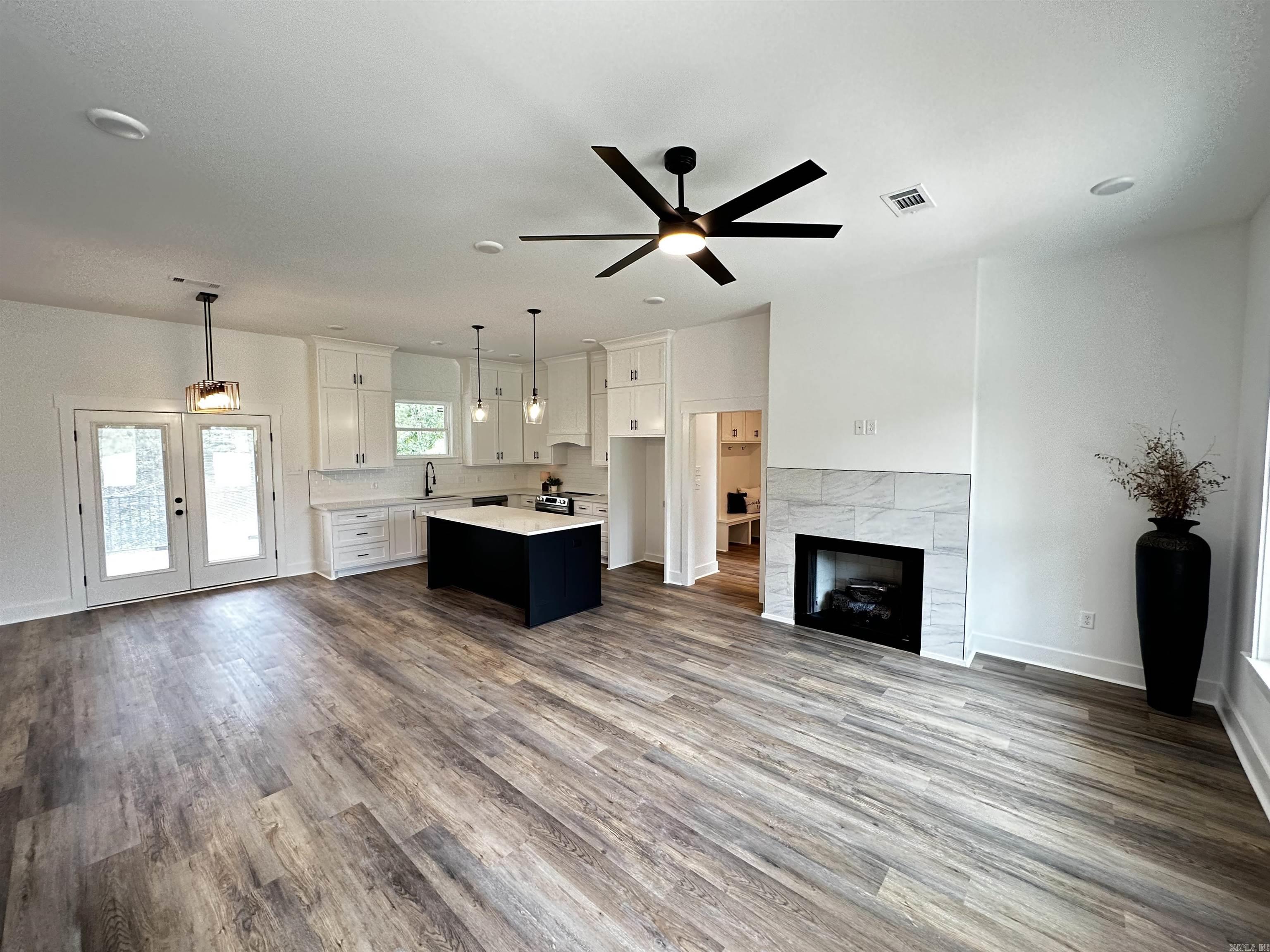 East Wind - Residential