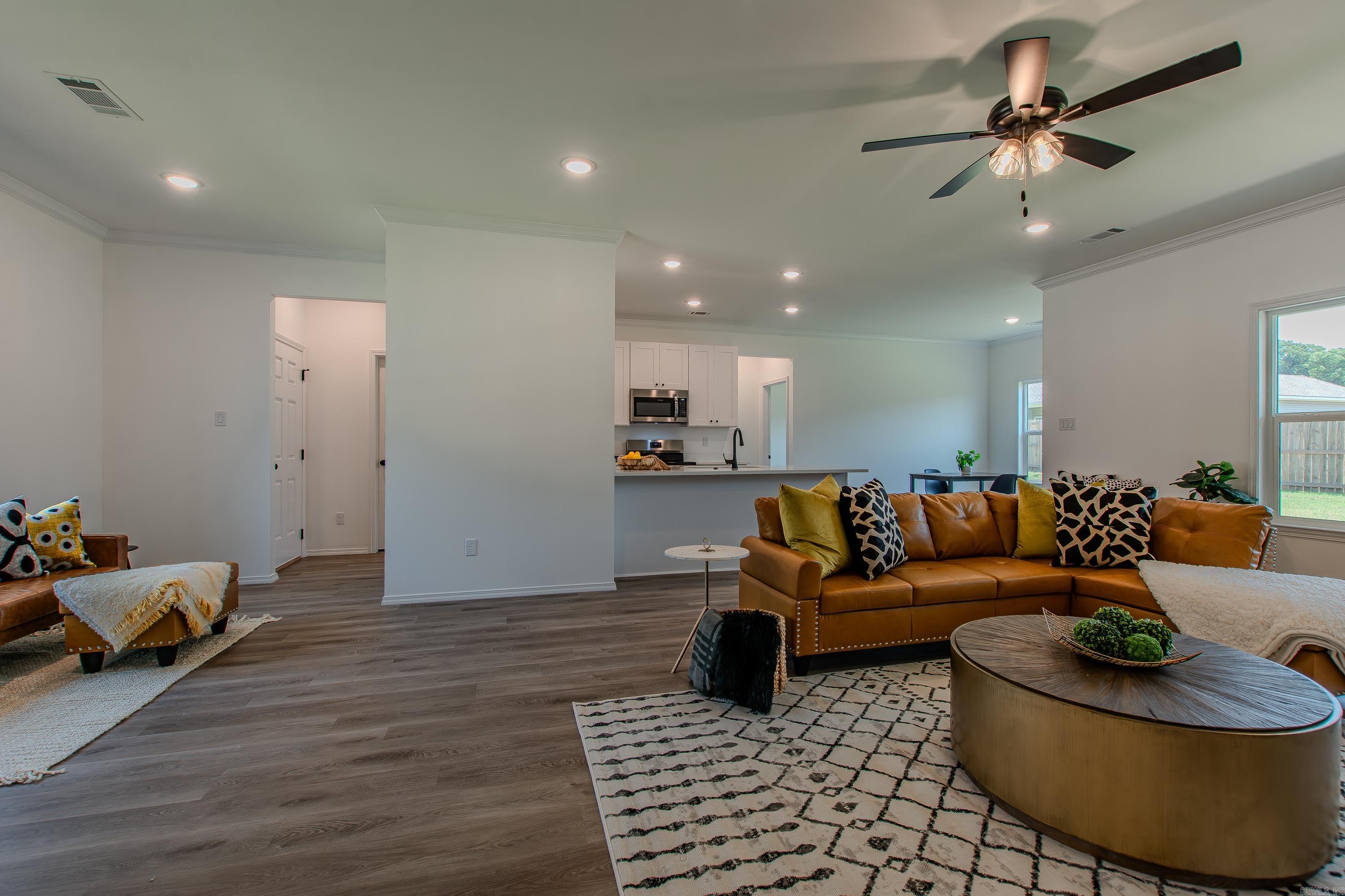 EDEN ESTATES - Residential