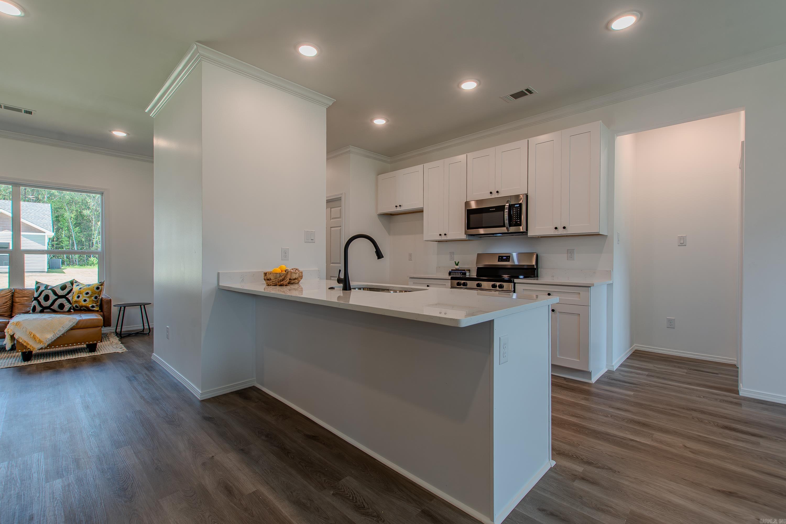 EDEN ESTATES - Residential