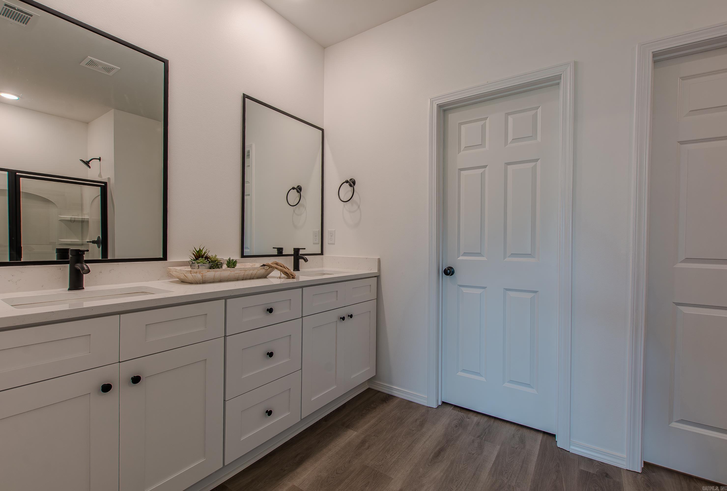 EDEN ESTATES - Residential