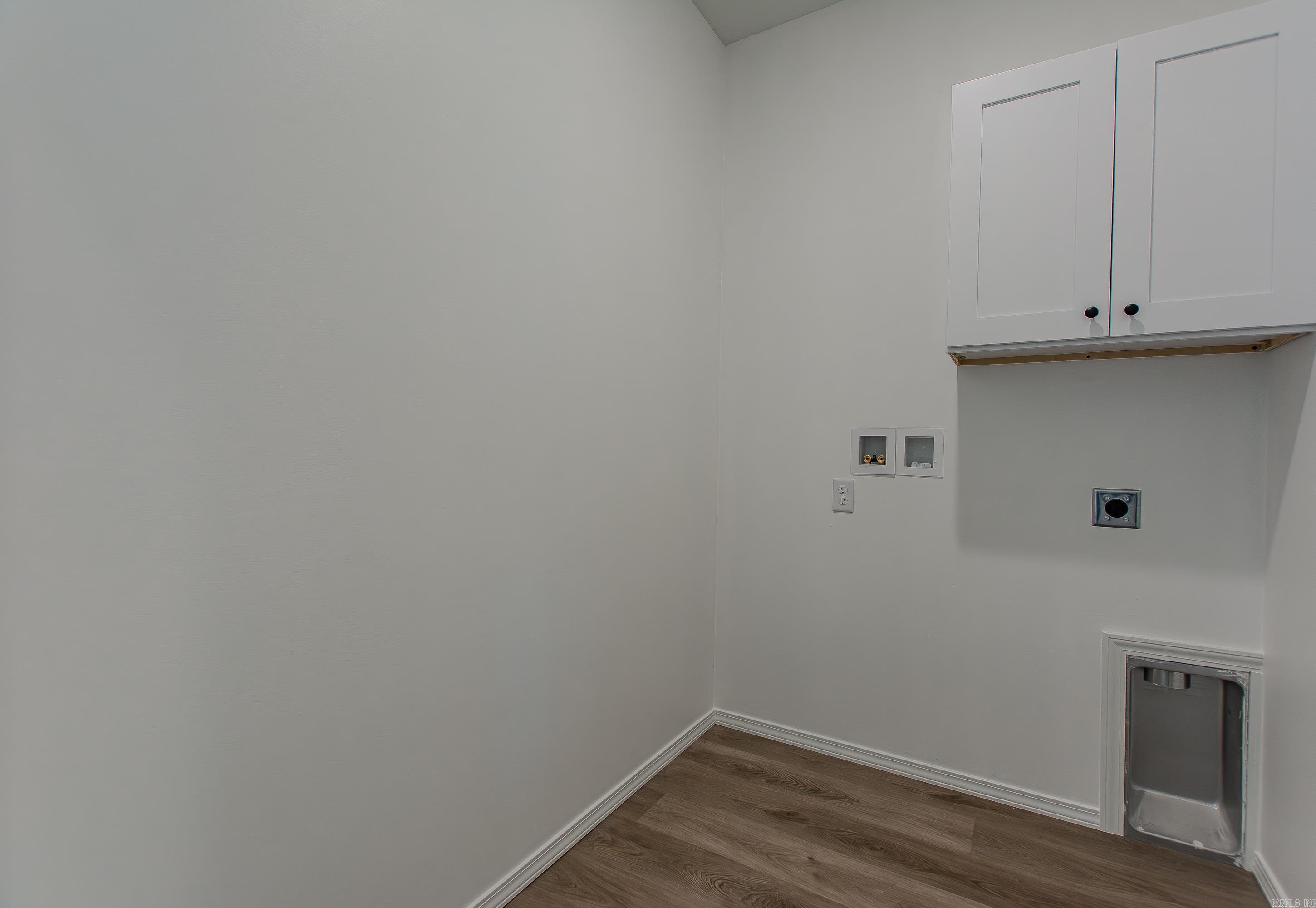 EDEN ESTATES - Residential