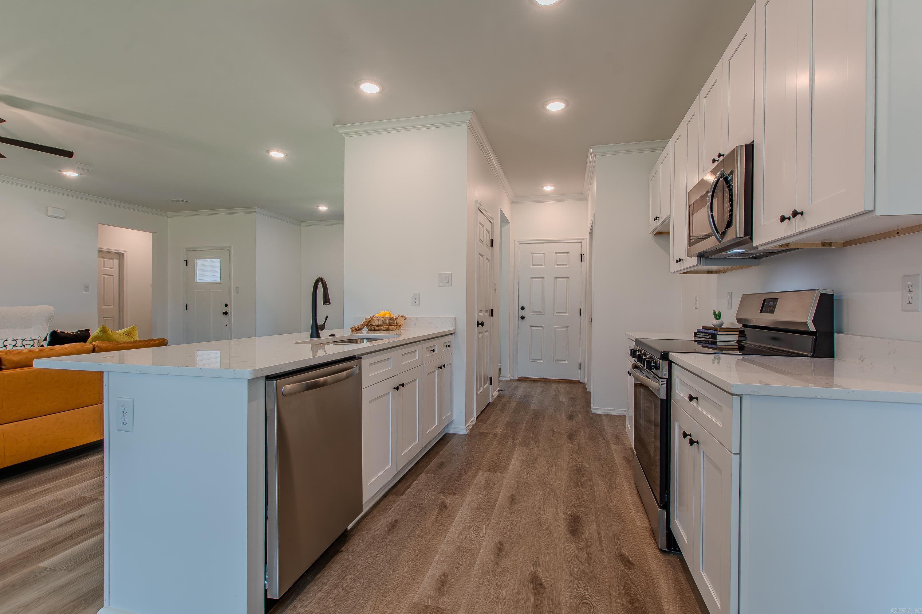 EDEN ESTATES - Residential