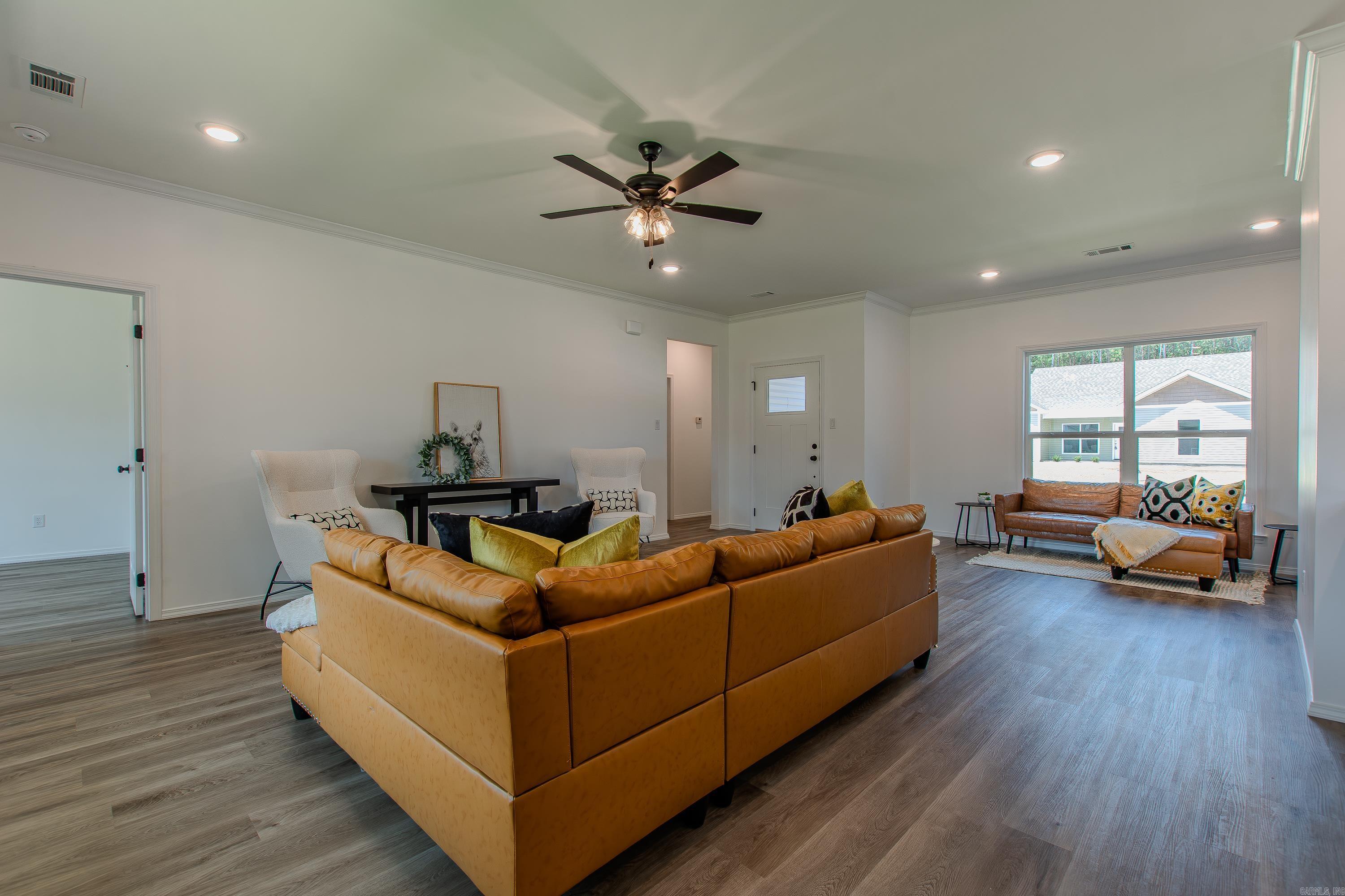 EDEN ESTATES - Residential