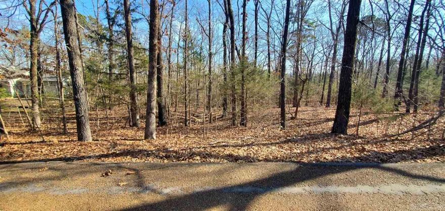 Eden Isle VACANT LOT!  Priced very appropriately!  2 streets over from Eden Isle Marina, low traffic street, gentle slope from front to back...perfect for walk-out basement!  A fantastic location in a very high-growth area of the island!