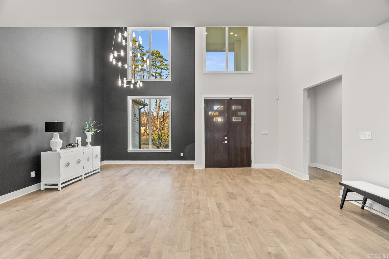 CHENAL VALLEY "ENSBURY PLACE" - Residential