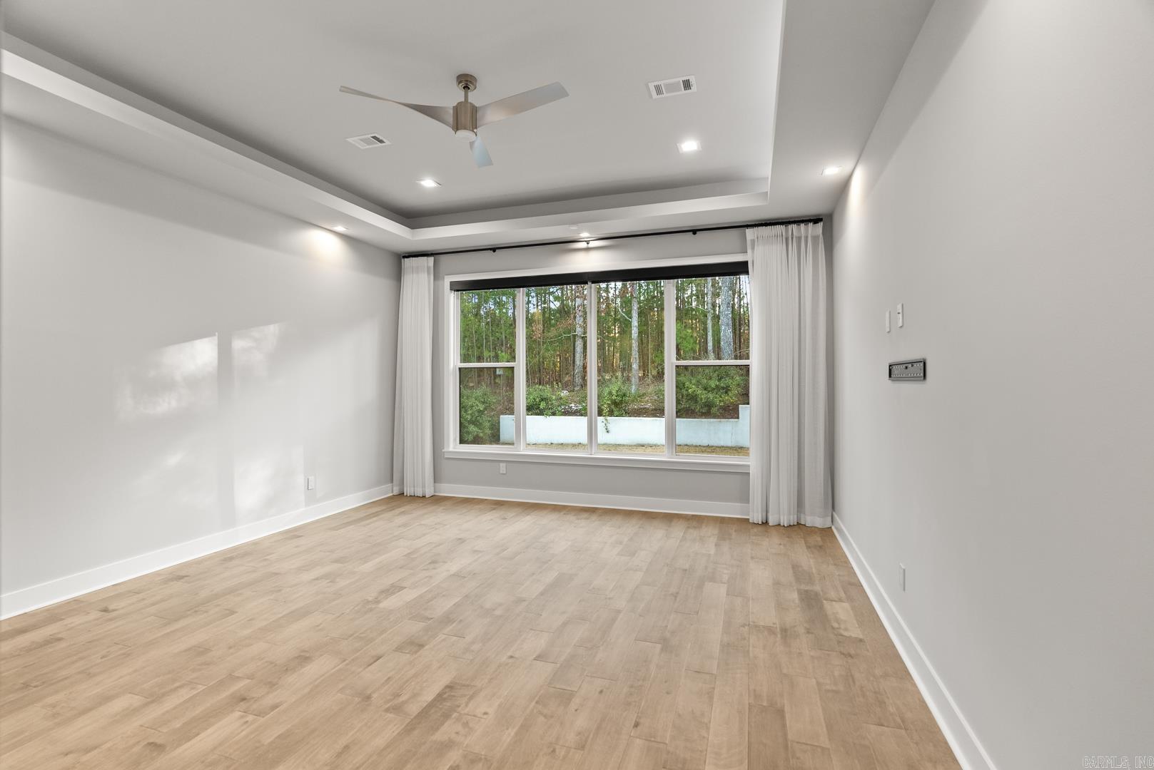 CHENAL VALLEY "ENSBURY PLACE" - Residential