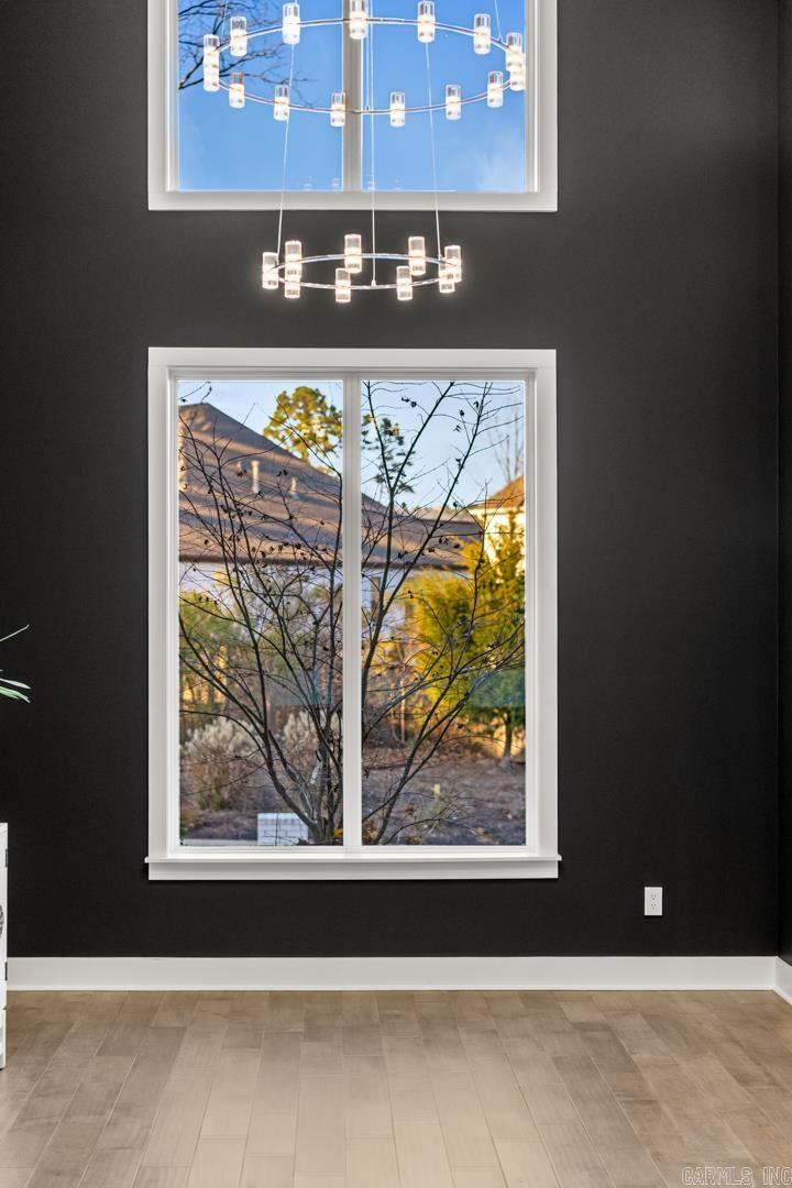 CHENAL VALLEY "ENSBURY PLACE" - Residential