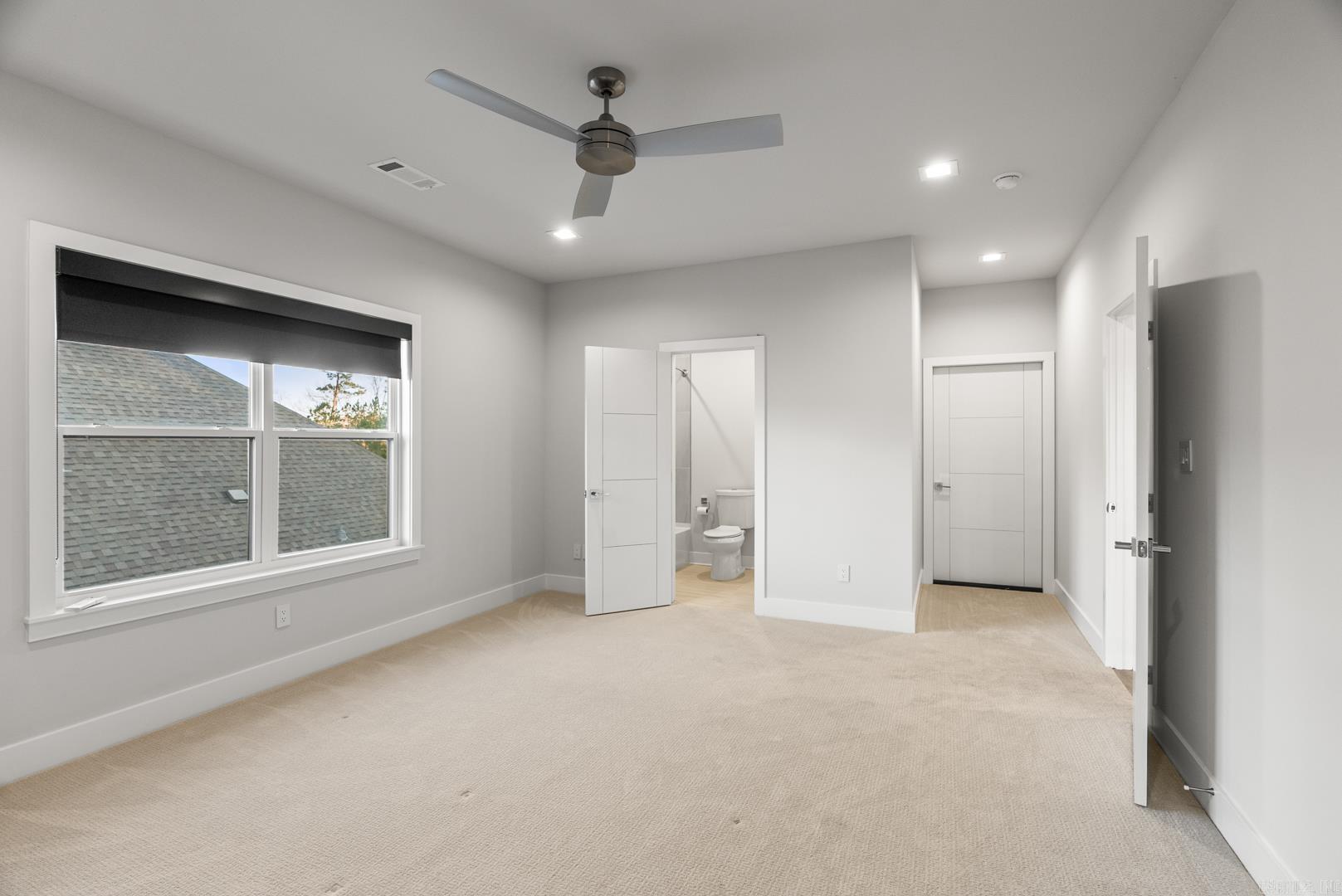 CHENAL VALLEY "ENSBURY PLACE" - Residential