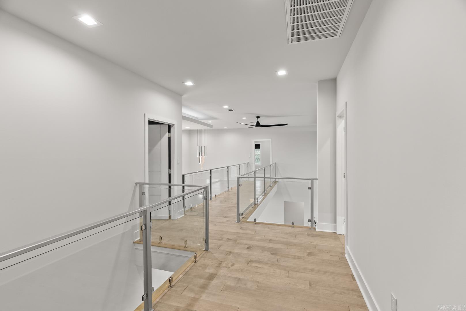 CHENAL VALLEY "ENSBURY PLACE" - Residential