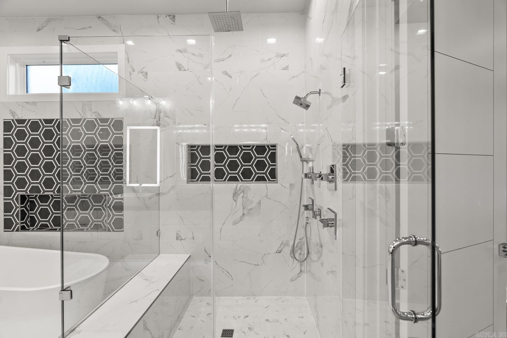 CHENAL VALLEY "ENSBURY PLACE" - Residential