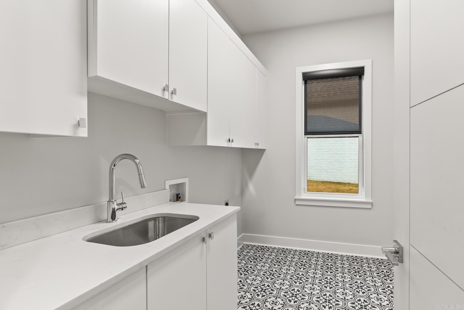 CHENAL VALLEY "ENSBURY PLACE" - Residential