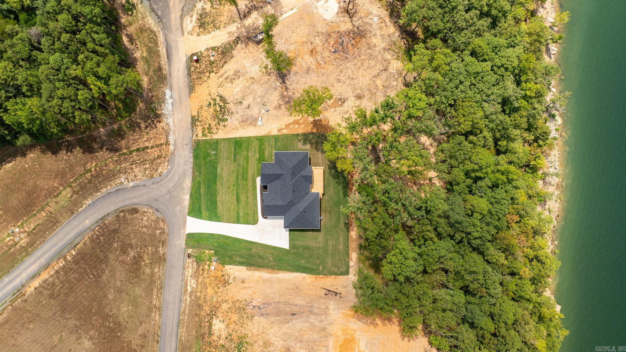 CRYSTAL BROOKE SHORES - Residential