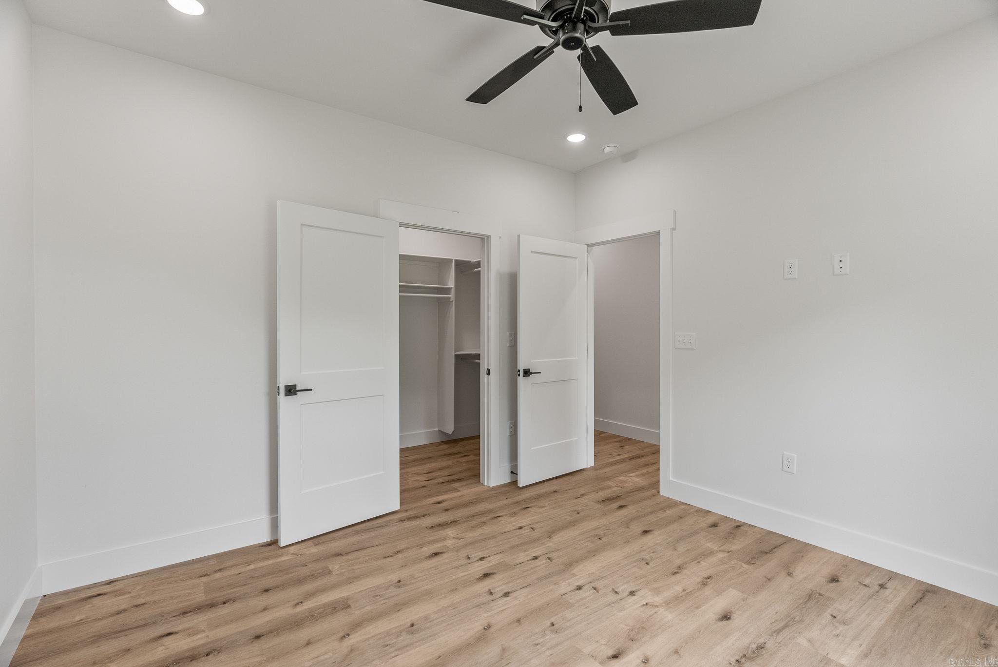 CRYSTAL BROOKE SHORES - Residential