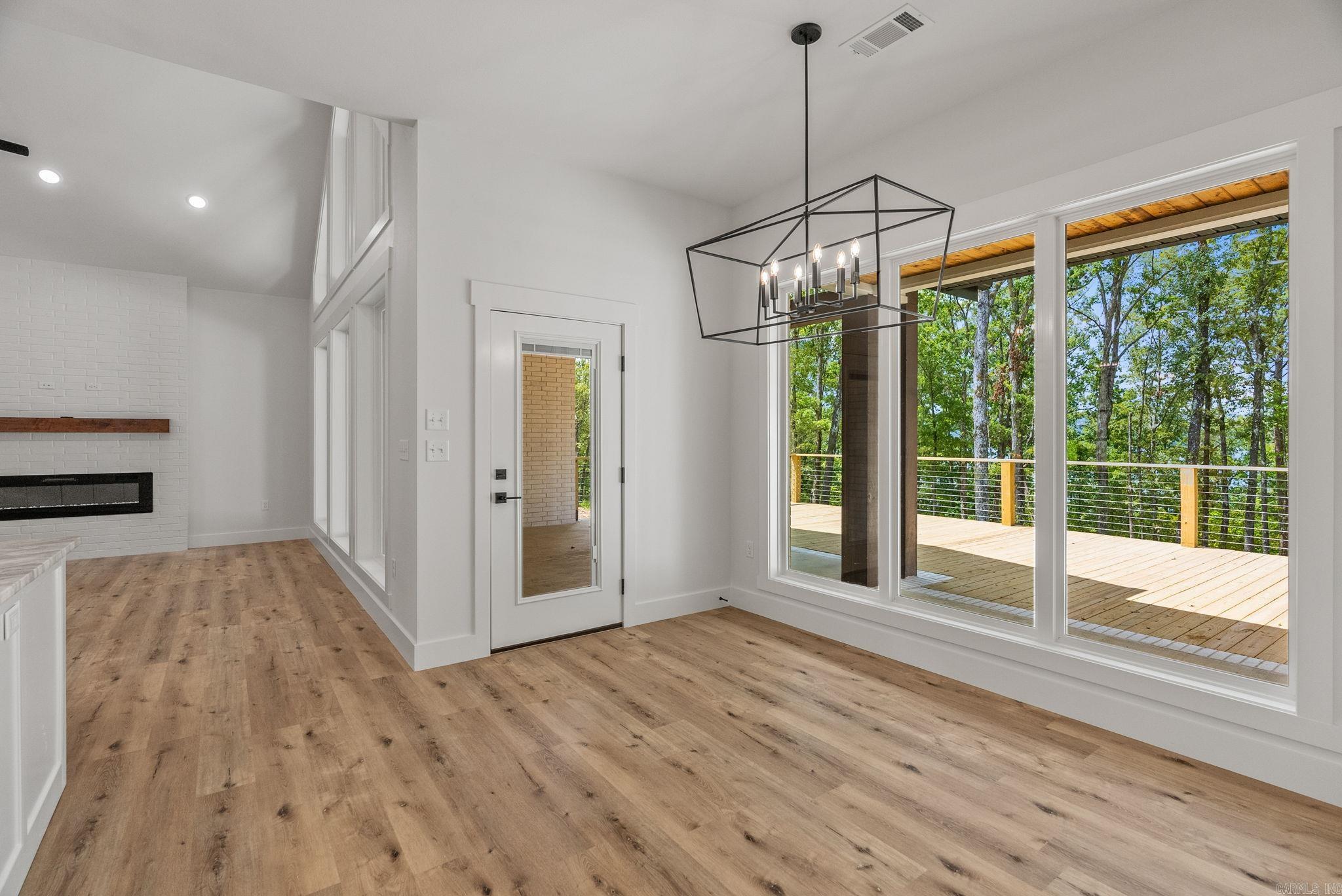 CRYSTAL BROOKE SHORES - Residential