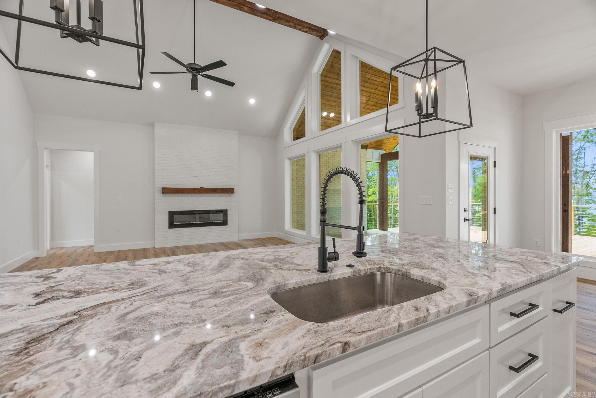 CRYSTAL BROOKE SHORES - Residential