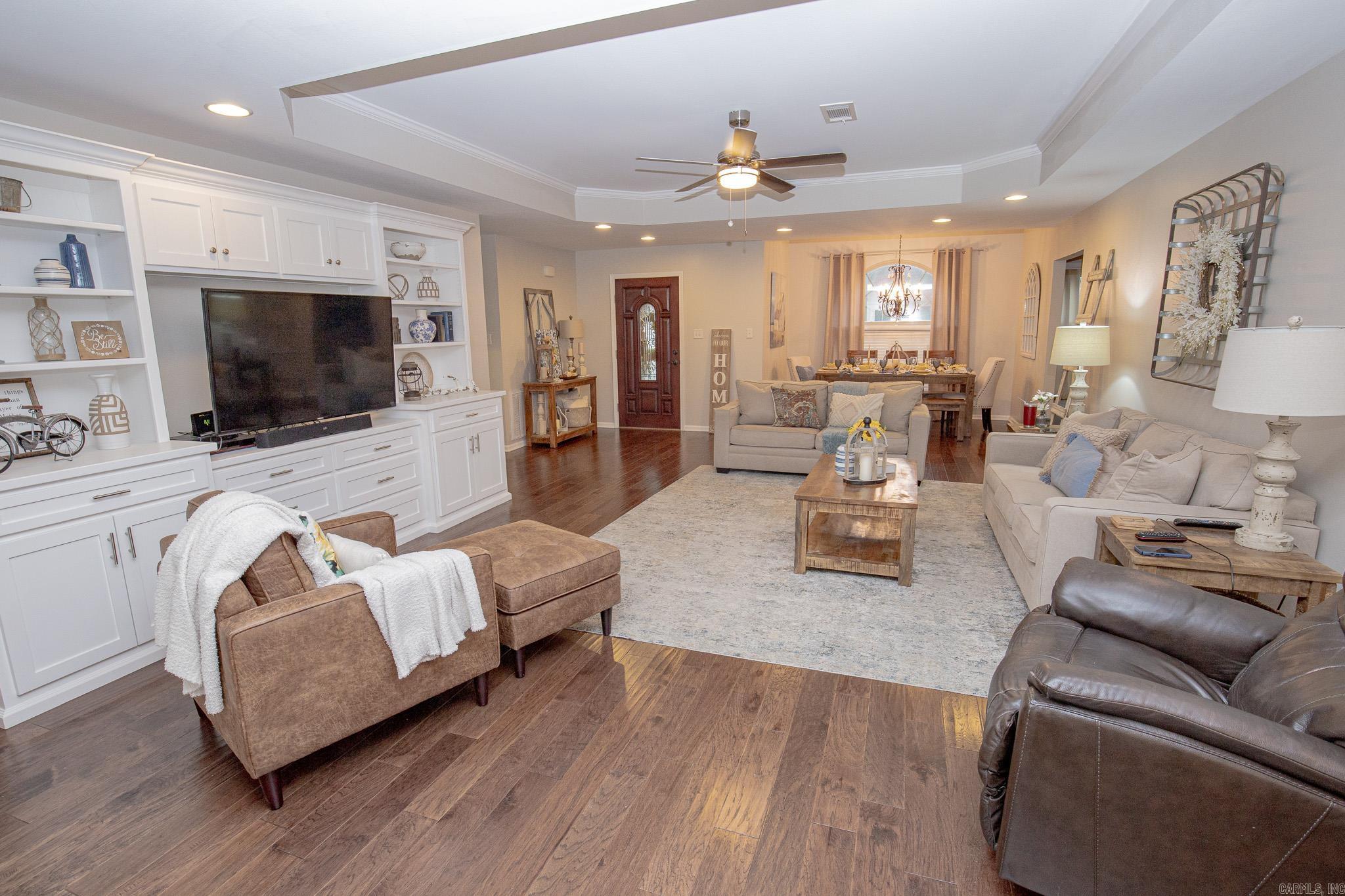 OLIVIA ESTATES - Residential