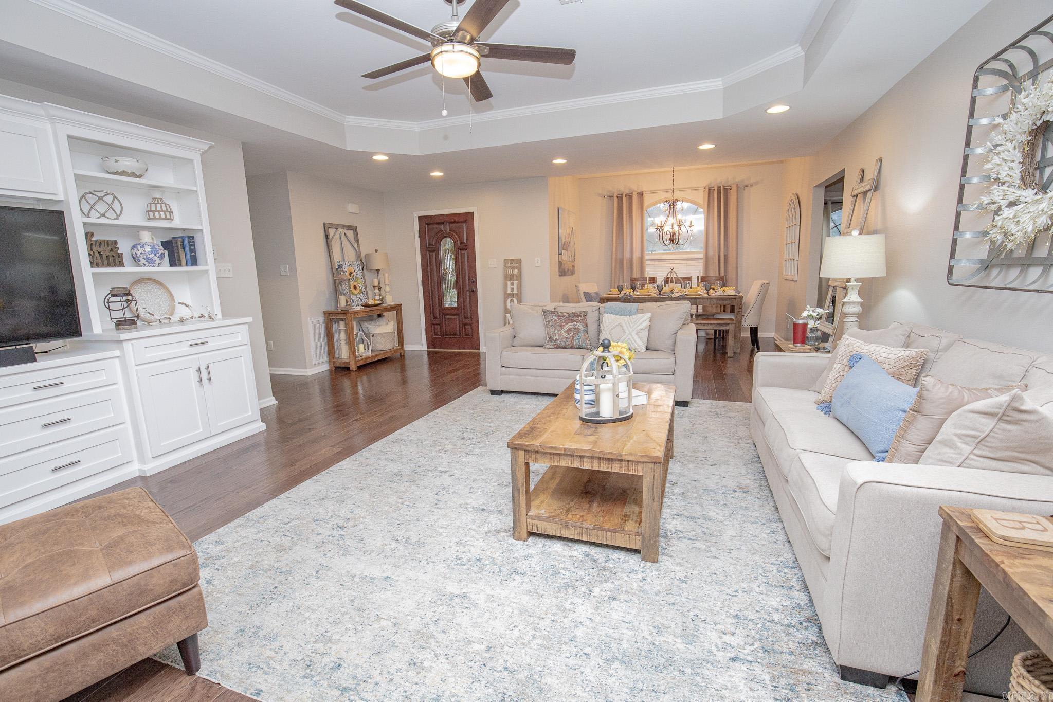 OLIVIA ESTATES - Residential