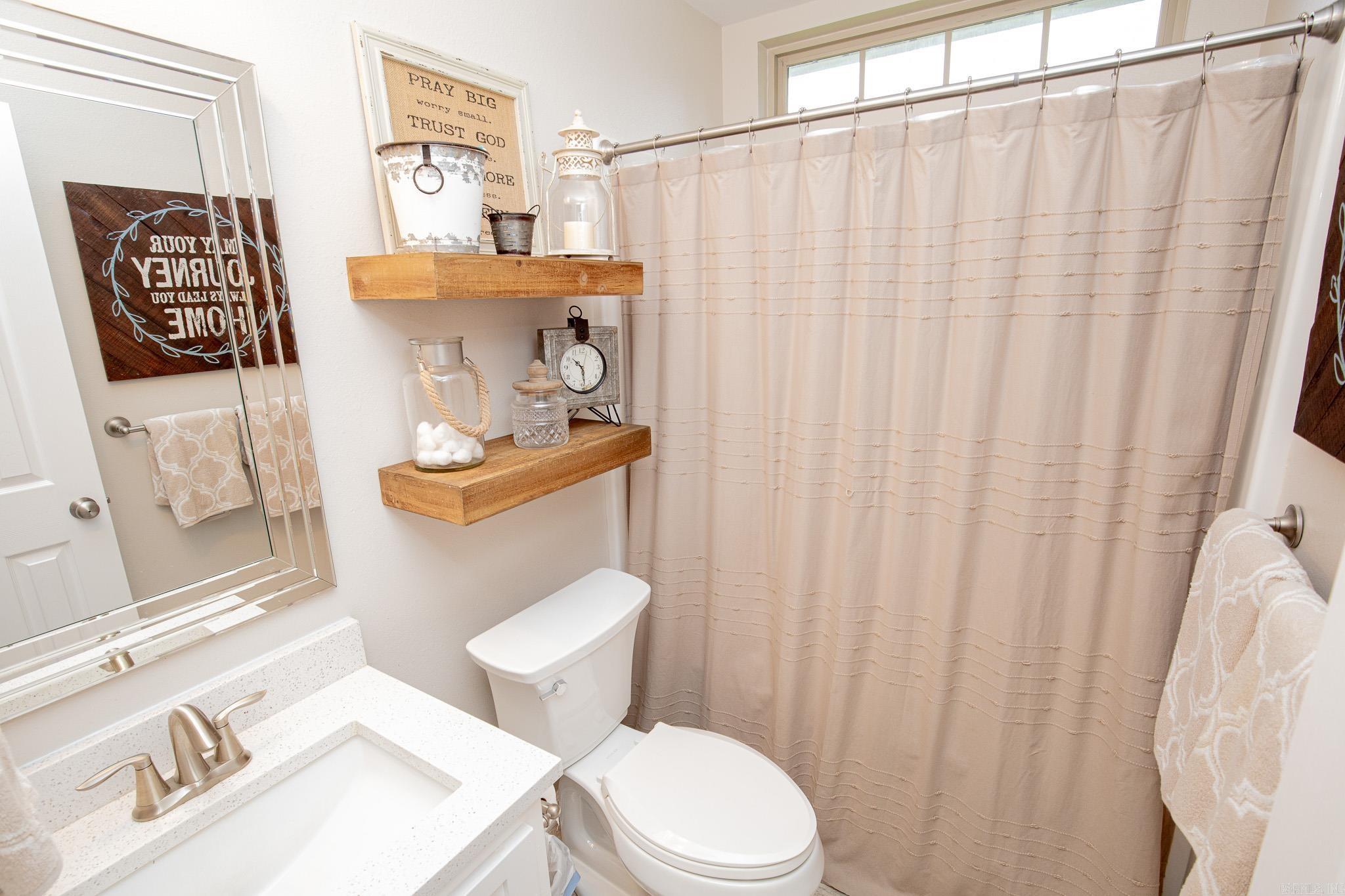 OLIVIA ESTATES - Residential