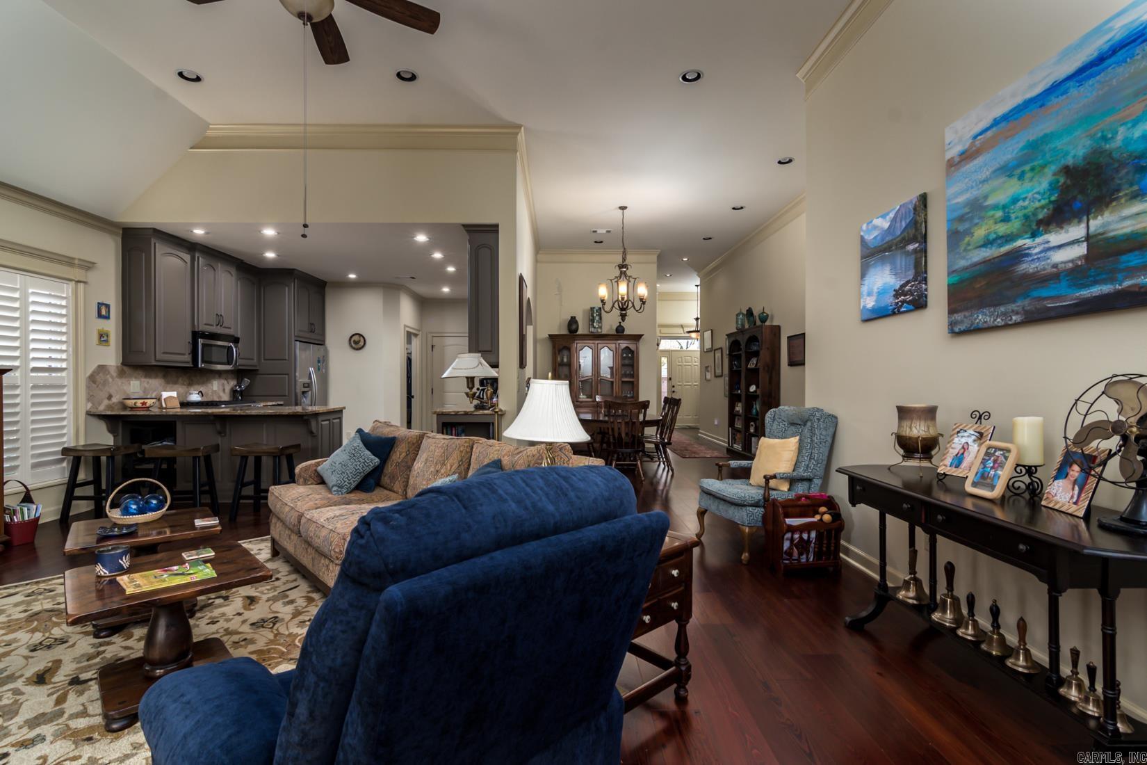 LONGLEAF COVE - Residential