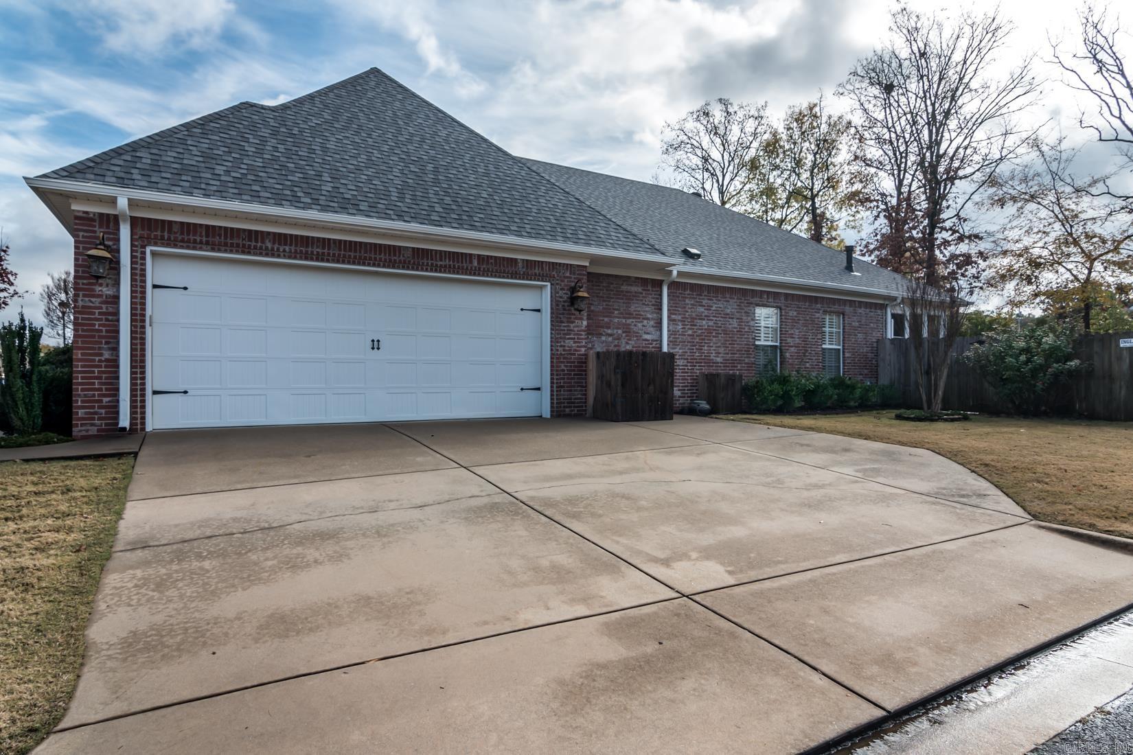 LONGLEAF COVE - Residential