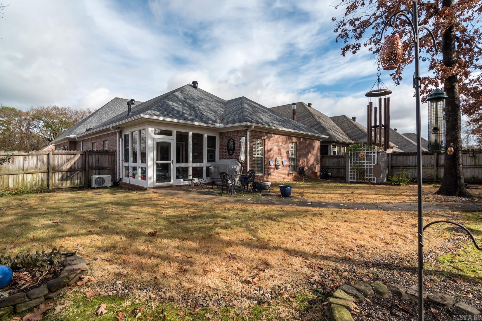 LONGLEAF COVE - Residential