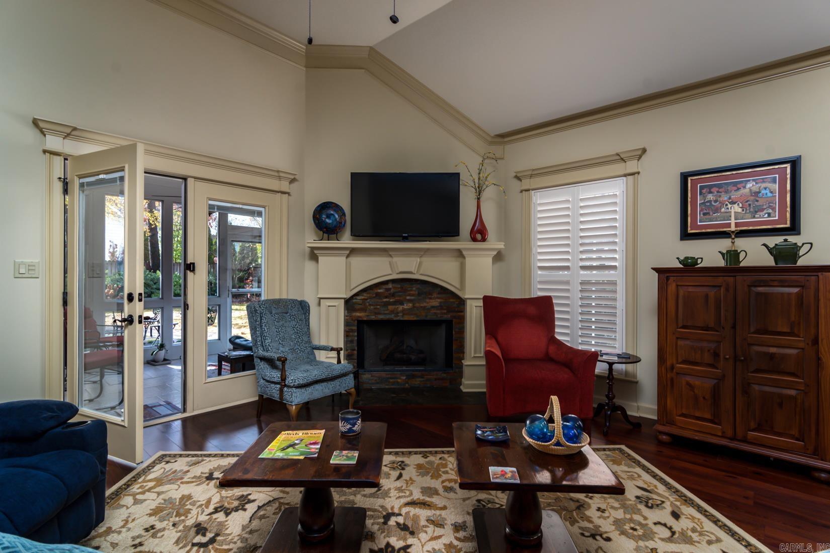 LONGLEAF COVE - Residential