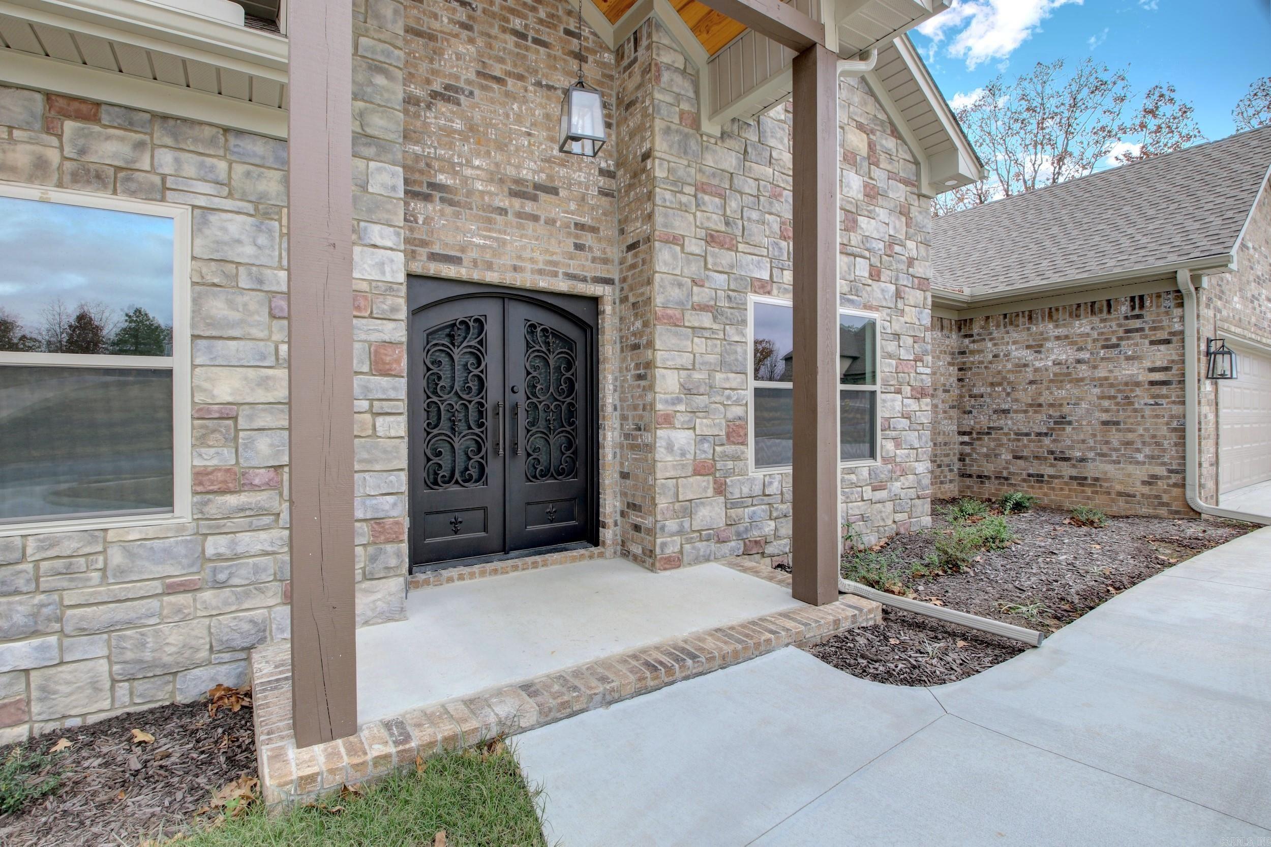 GREYSTONE - Residential