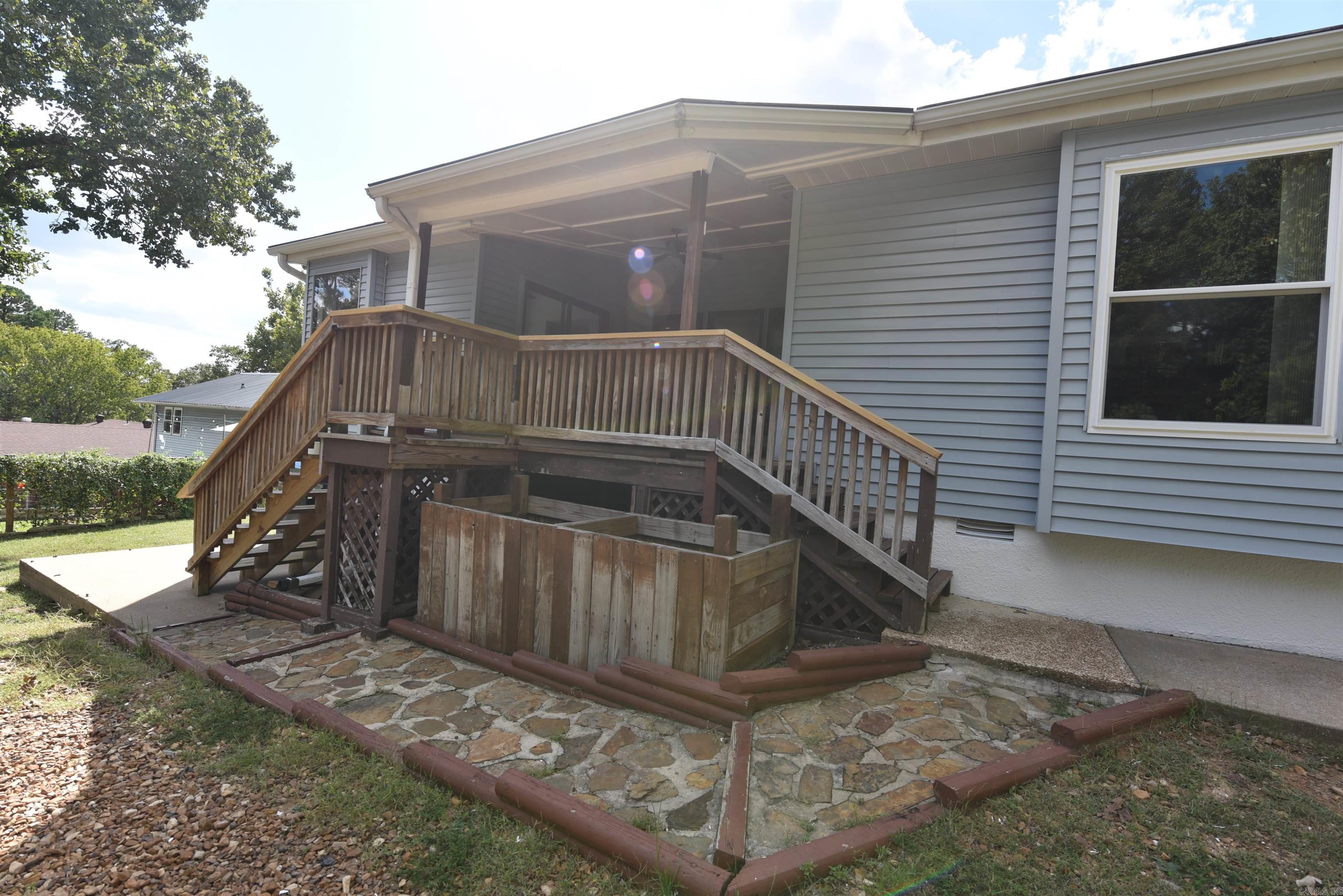 CHELSEA GLADE - Residential