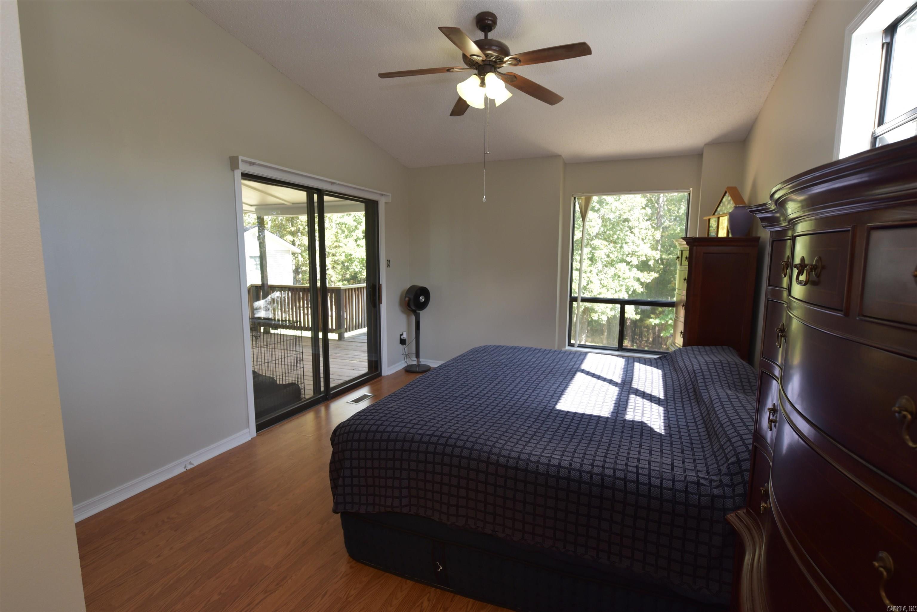 CHELSEA GLADE - Residential