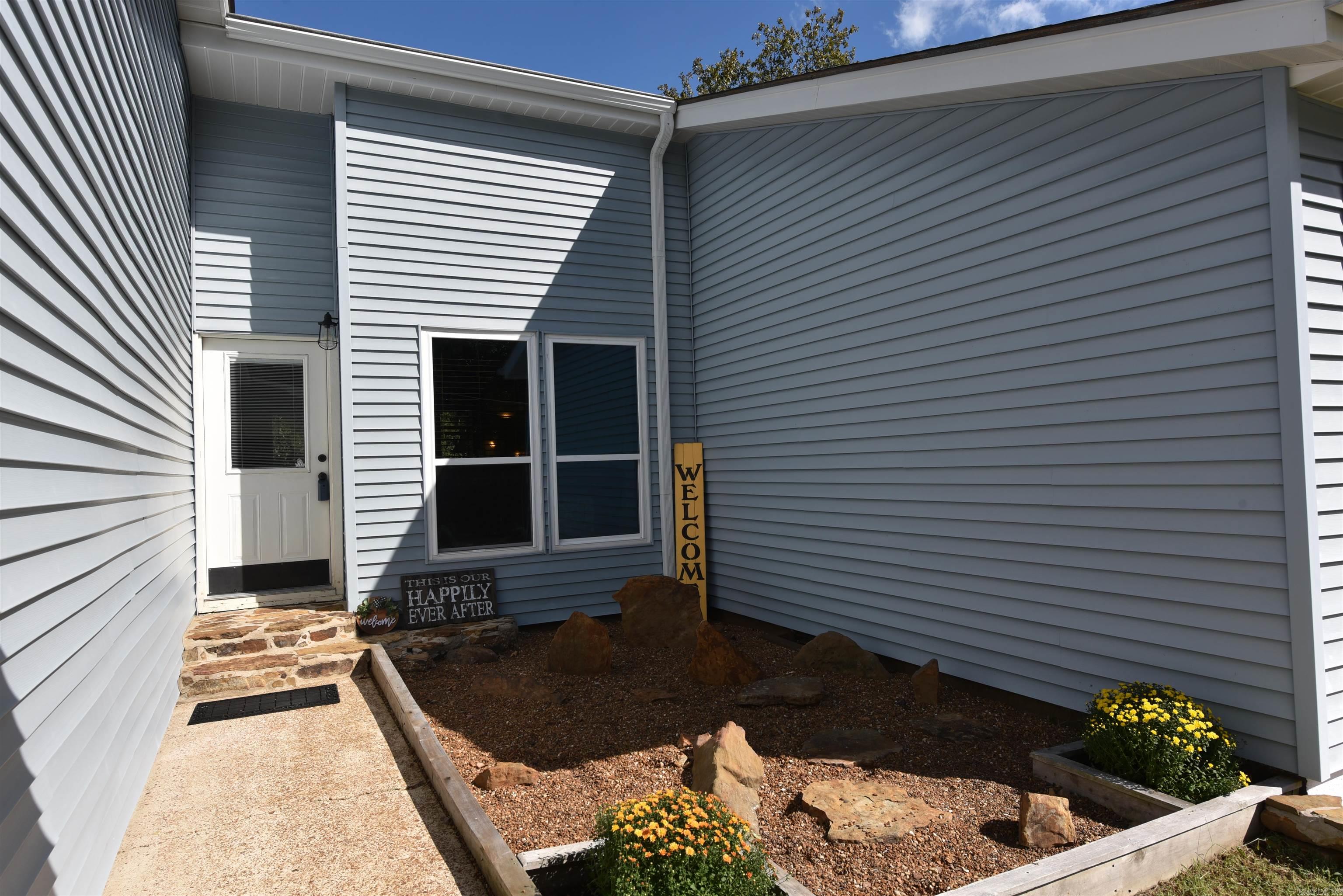 CHELSEA GLADE - Residential