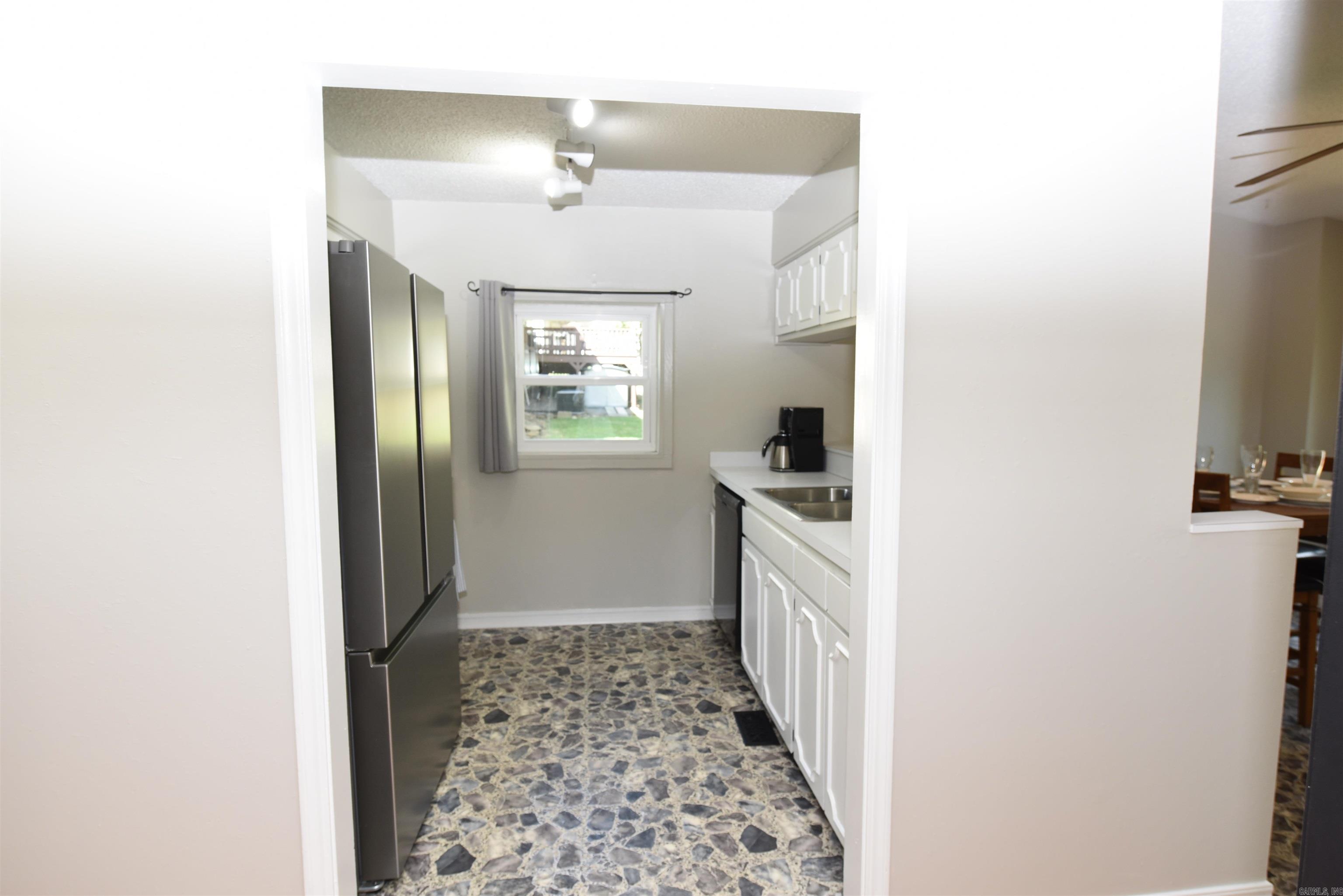 CHELSEA GLADE - Residential