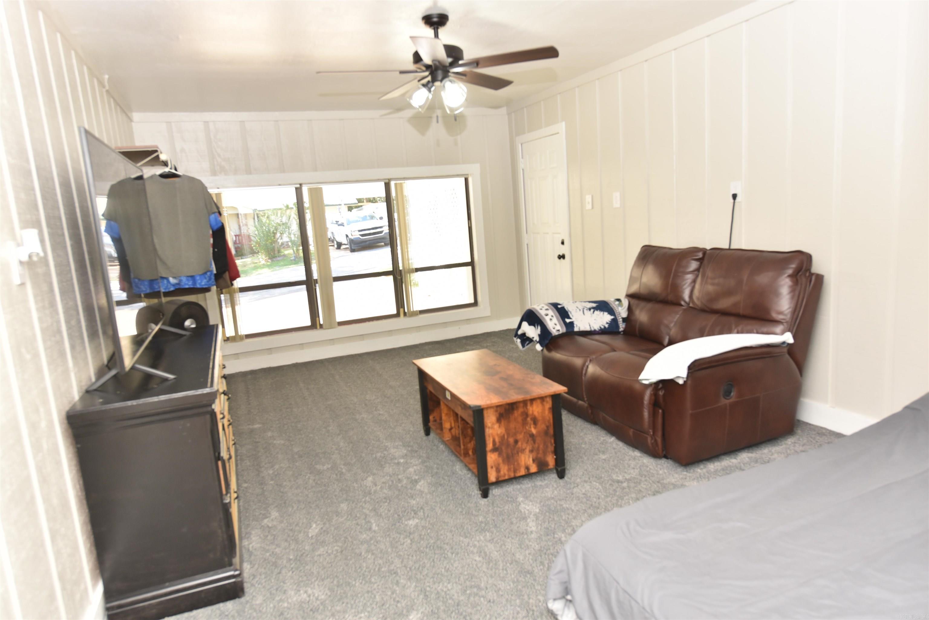CHELSEA GLADE - Residential