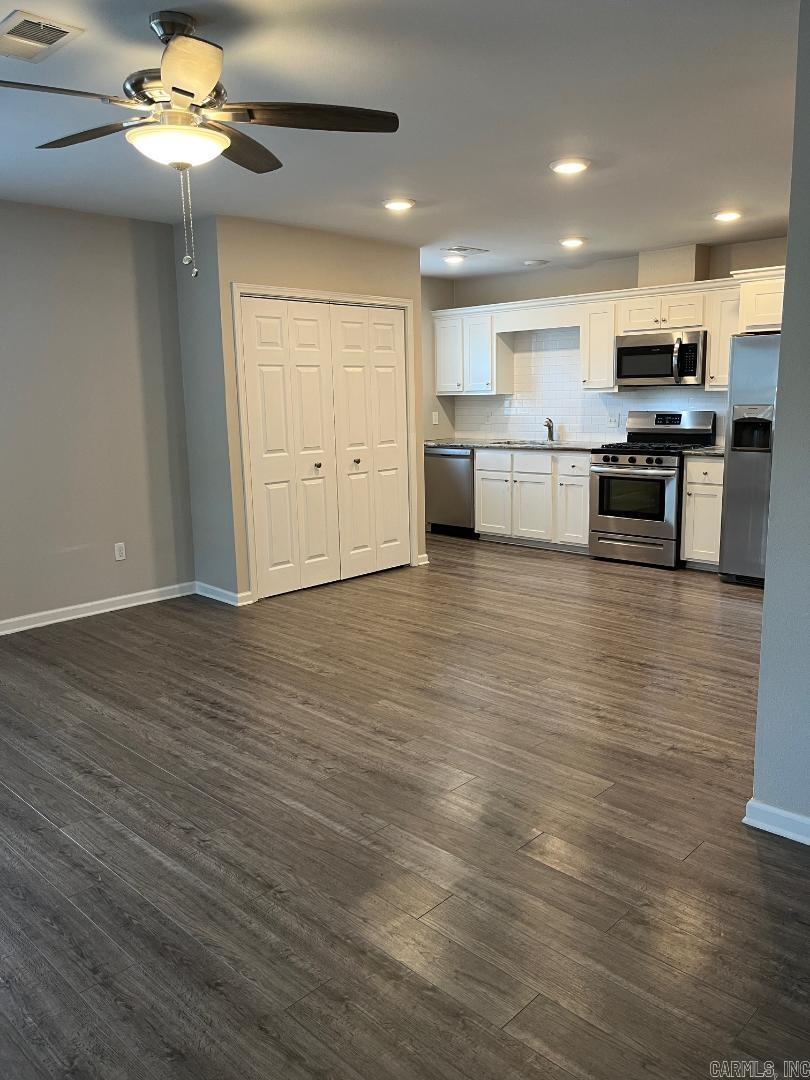 Mcintosh 1st - Residential