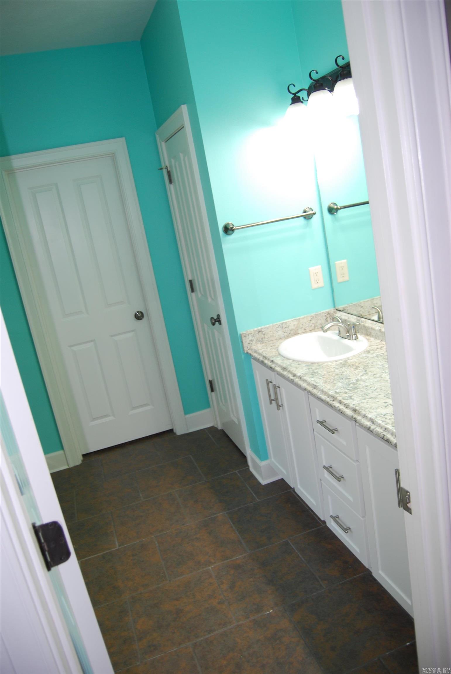 CLUB CREEK - Residential