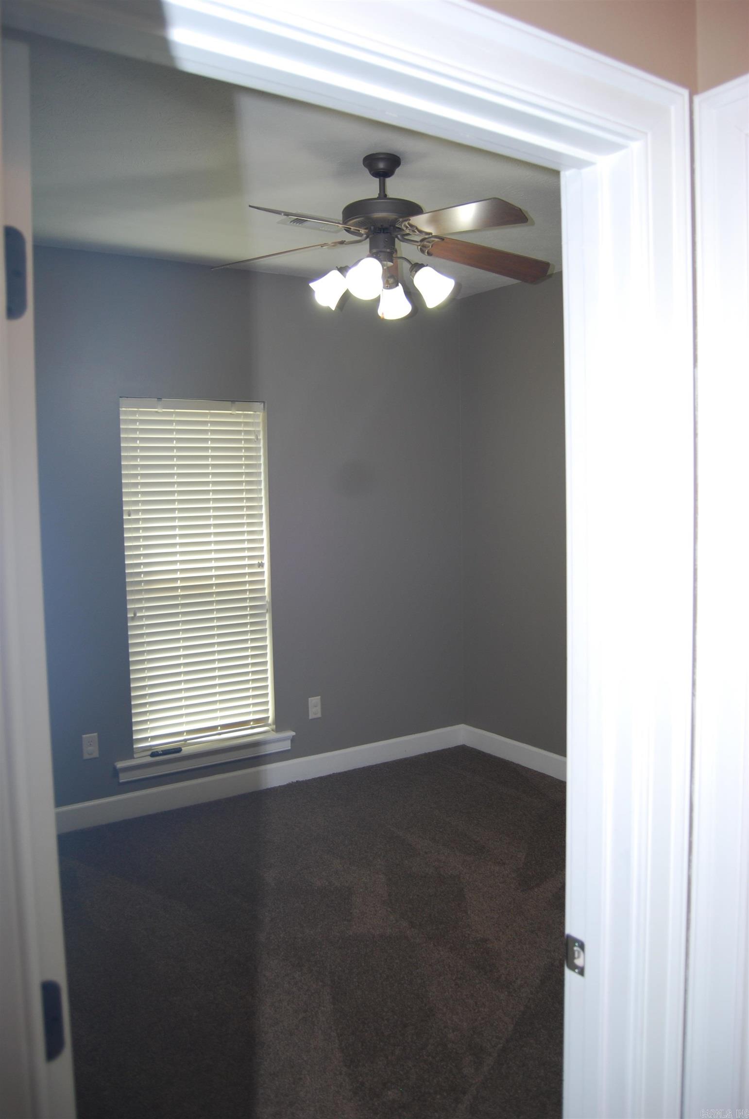 CLUB CREEK - Residential