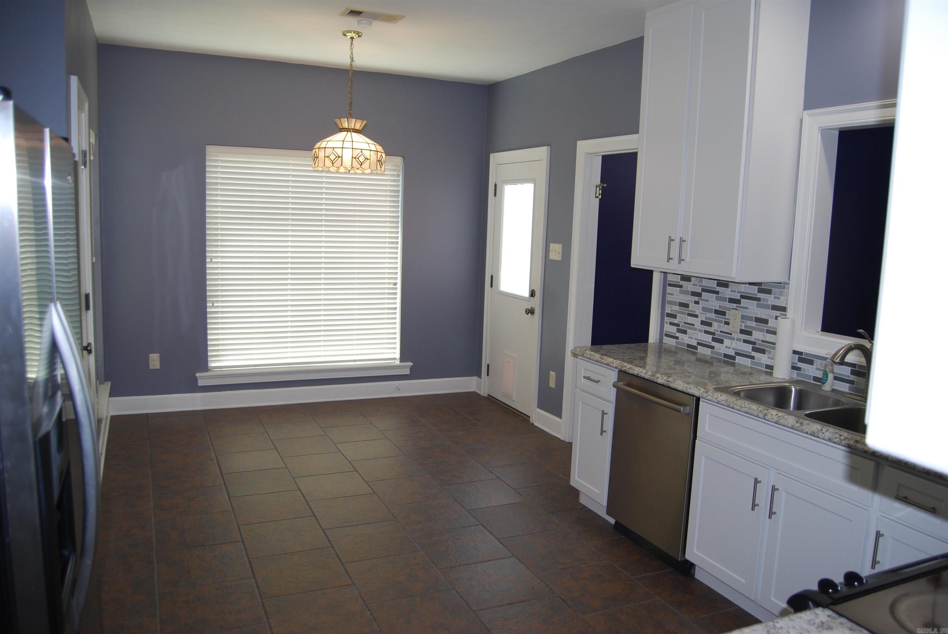 CLUB CREEK - Residential