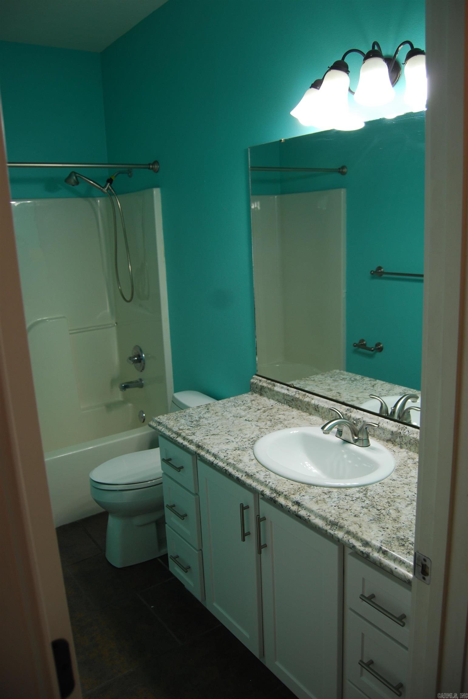 CLUB CREEK - Residential