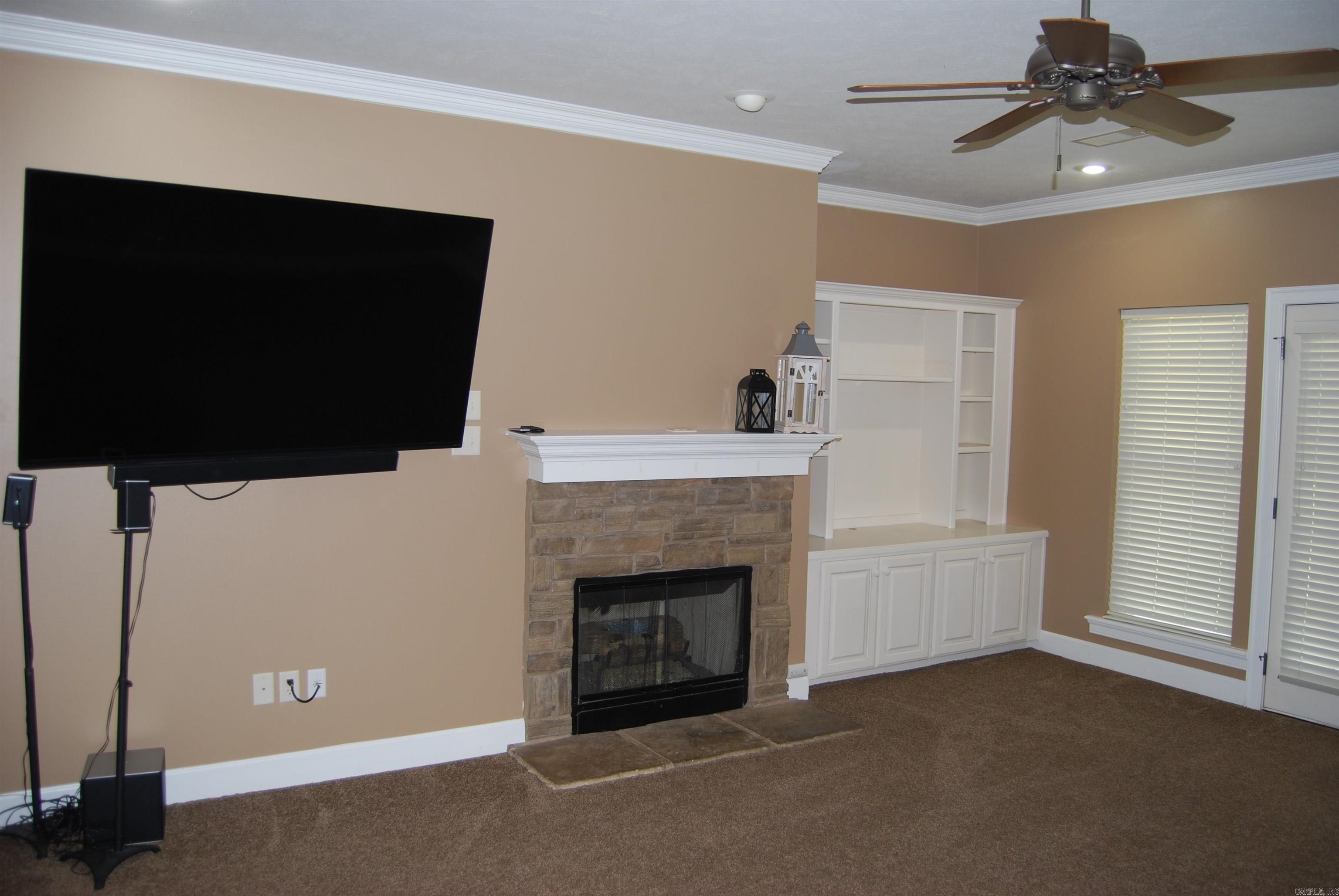 CLUB CREEK - Residential