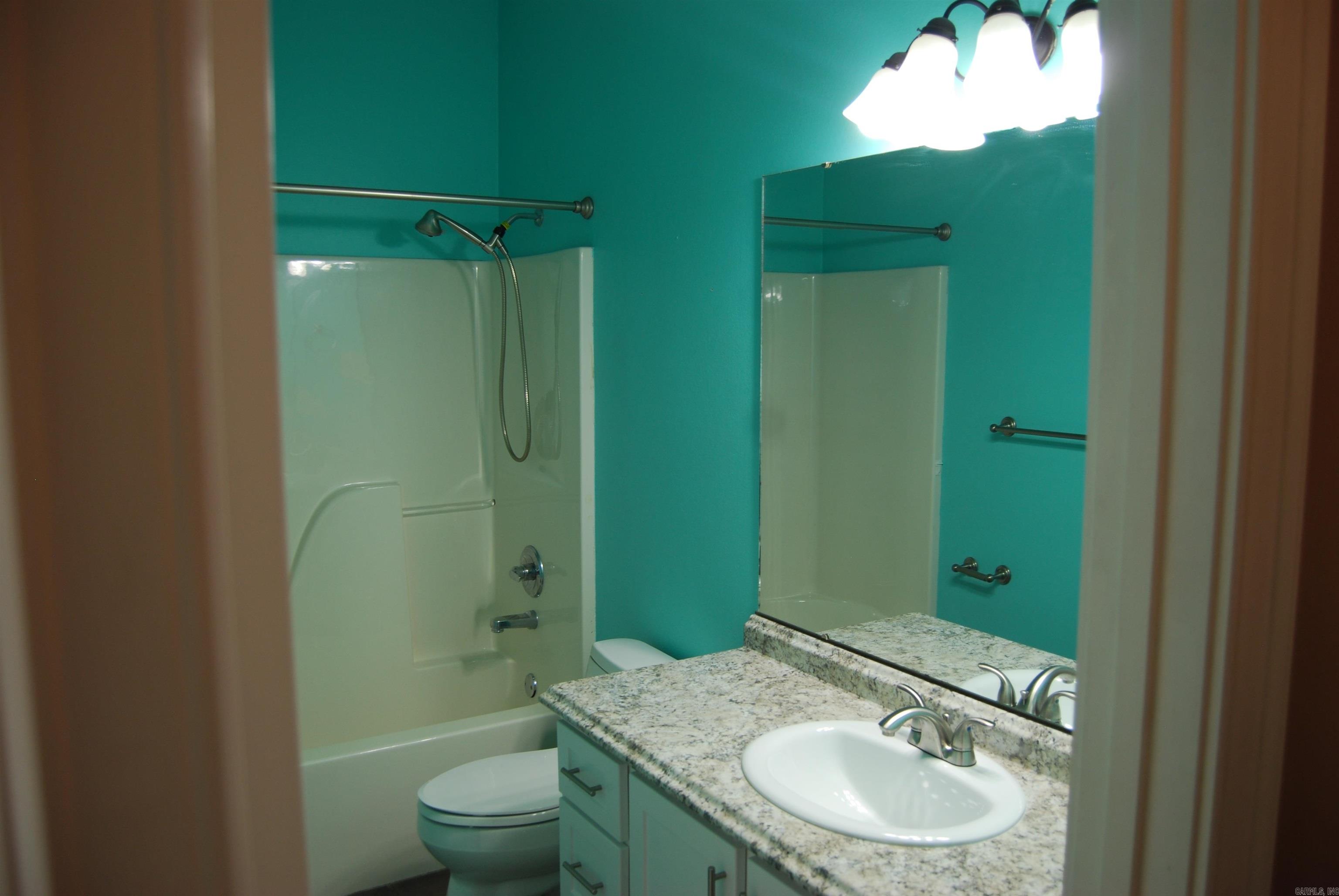 CLUB CREEK - Residential