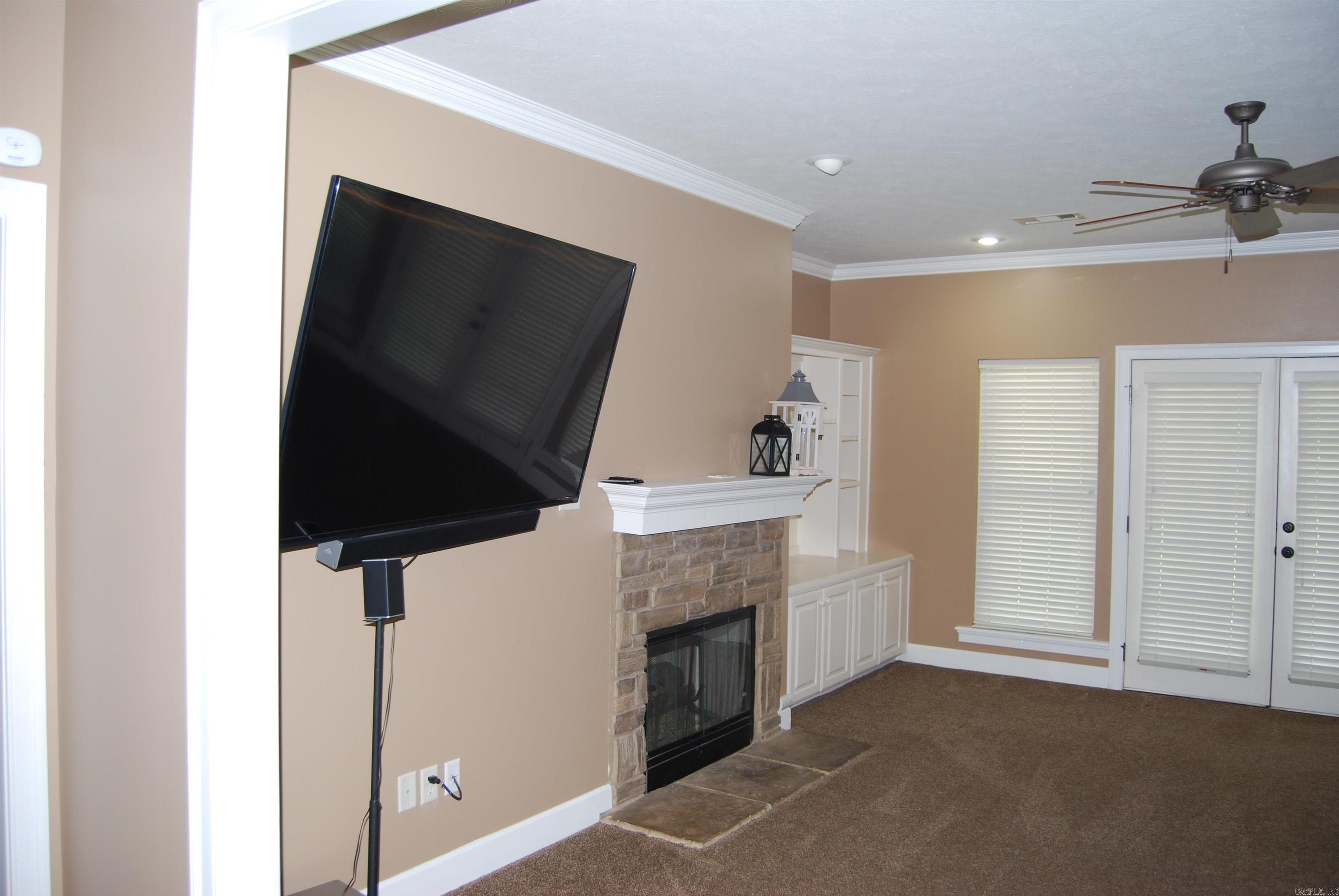 CLUB CREEK - Residential