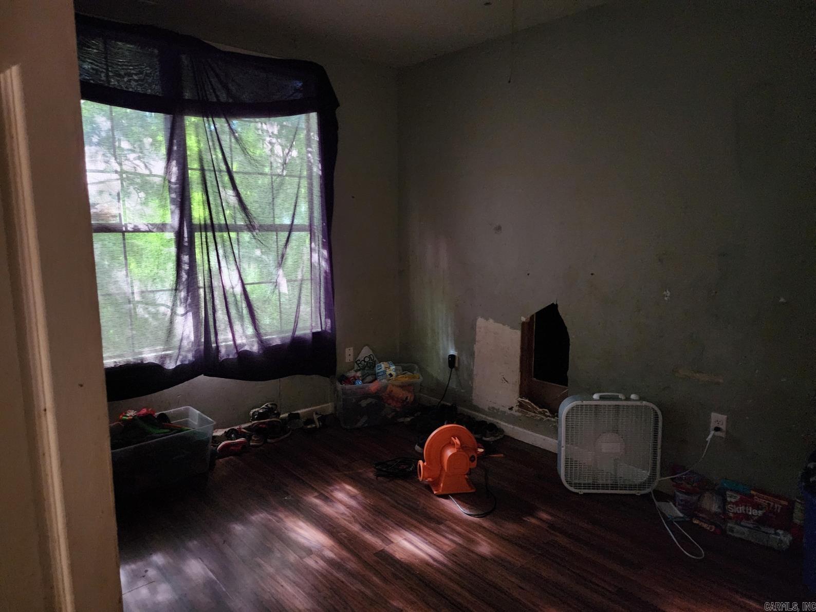 Gregg & Houghton - Residential