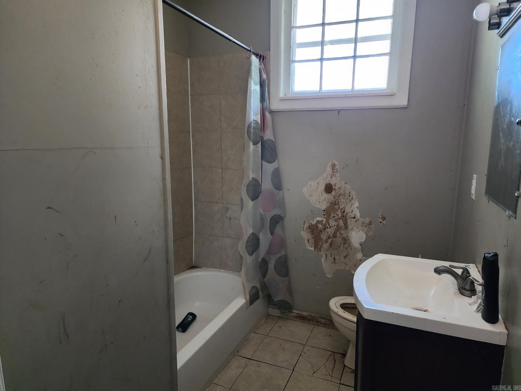 Gregg & Houghton - Residential